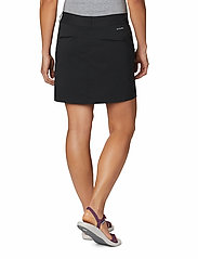 Columbia Sportswear - Saturday Trail Skort - kjolar - black - 3