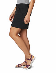 Columbia Sportswear - Saturday Trail Skort - kjolar - black - 6