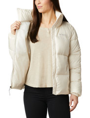 Columbia Sportswear - Puffect Jacket - down- & padded jackets - chalk - 6