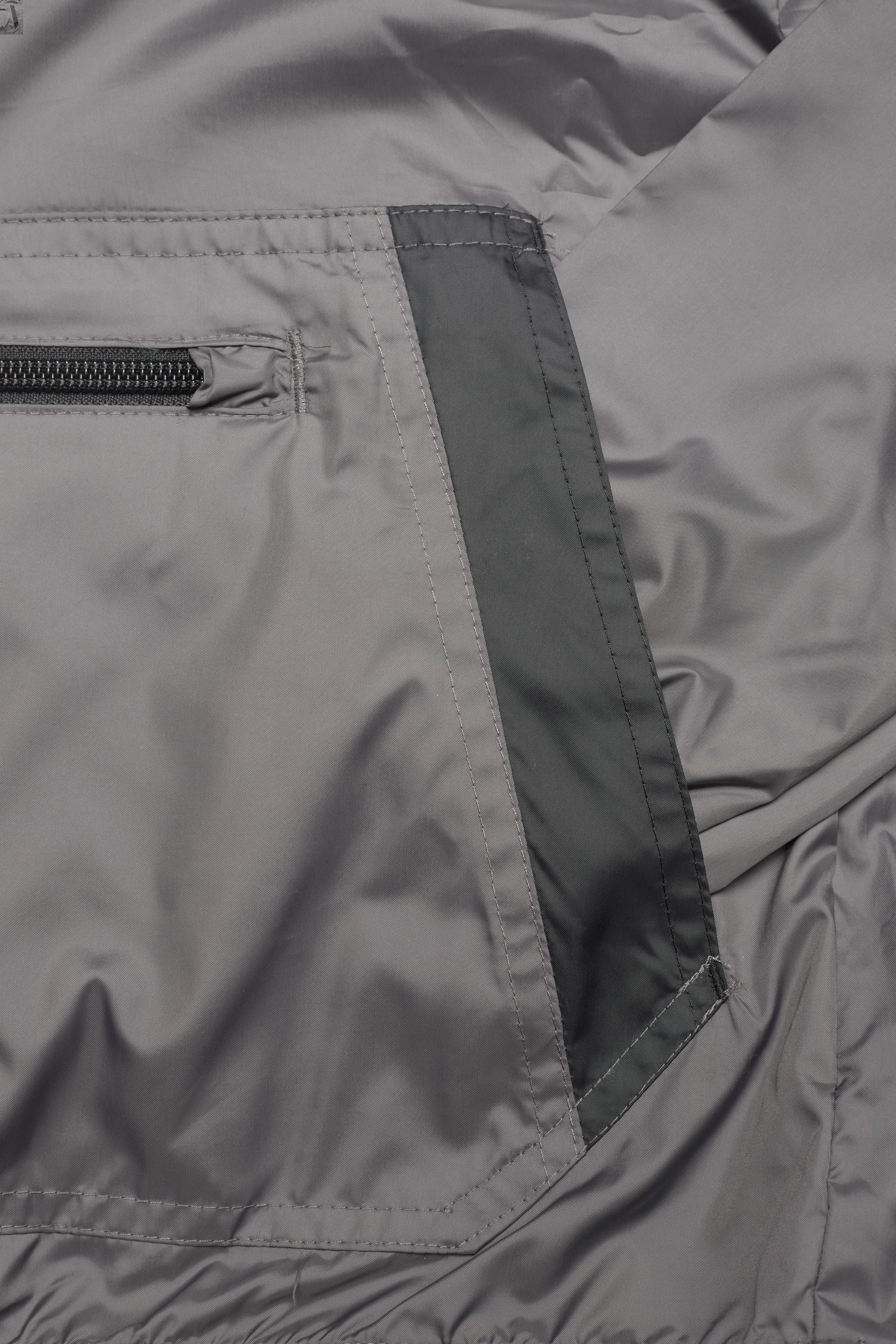 Columbia Sportswear - Bloomingport Windbreaker - city grey, black - 3
