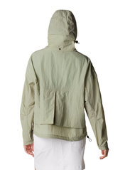 Columbia Sportswear - Paracutie Windbreaker - sports jackets - safari - 9
