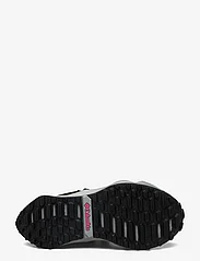 Columbia Sportswear - FACET 75 OUTDRY - bėgimo bateliai - black, wild geranium - 4