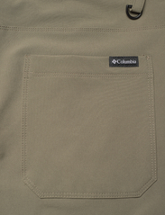 Columbia Sportswear - Landroamer Utility Pant - ulkoiluhousut - stone green - 4