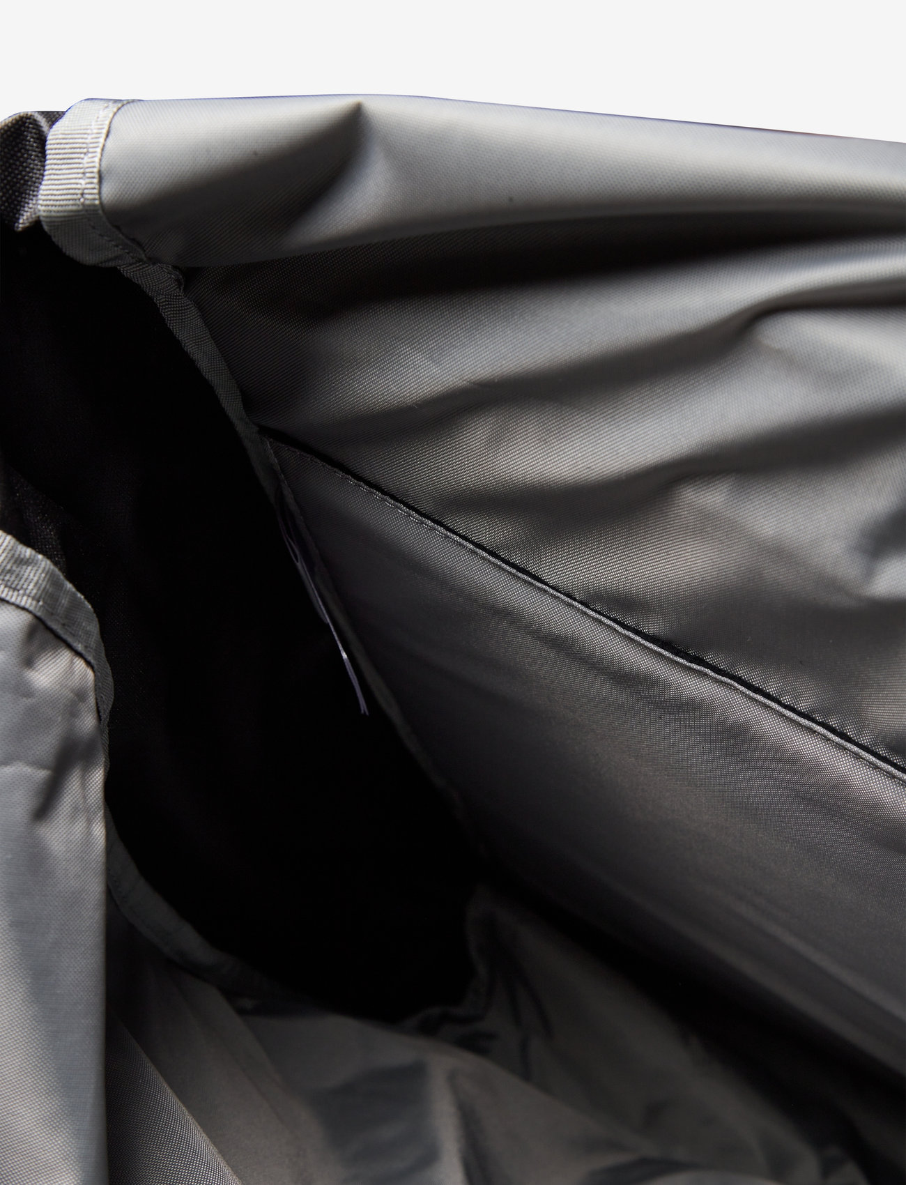 Columbia Sportswear - Convey III 27L Backpack - osta stiili järgi - black - 3