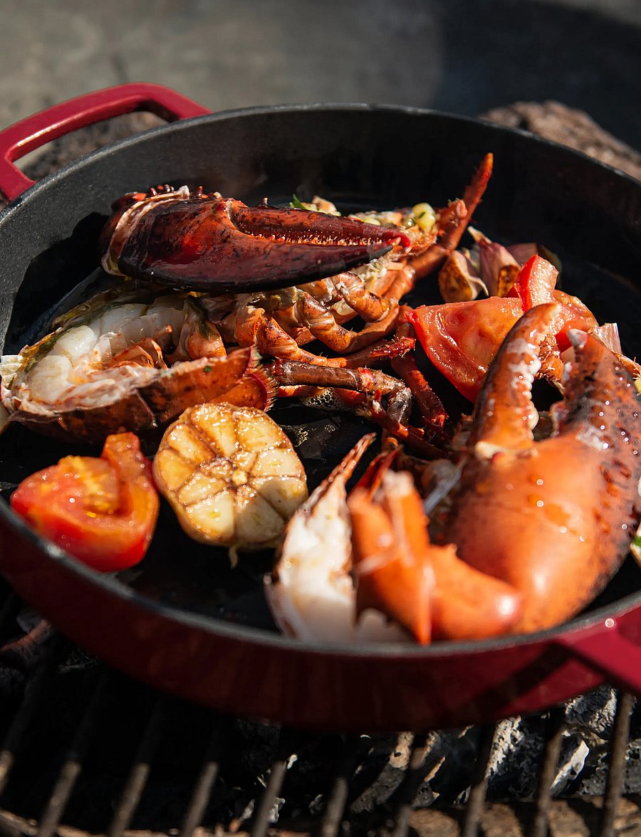 Combekk - Skillet 28cm Enameled Recycled Cast Iron Bordeaux - gusseisen töpfe - red - 4