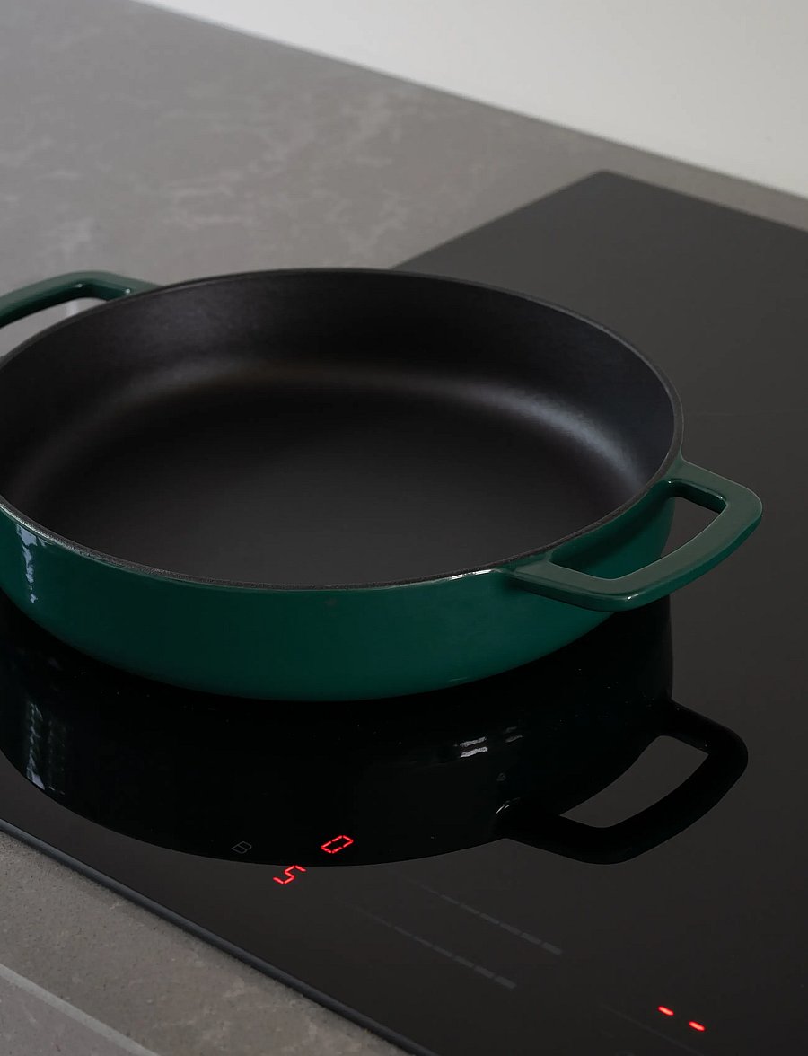 Combekk - Skillet 28cm Enameled Recycled Cast Iron Holly Green - gusseisen töpfe - green - 4