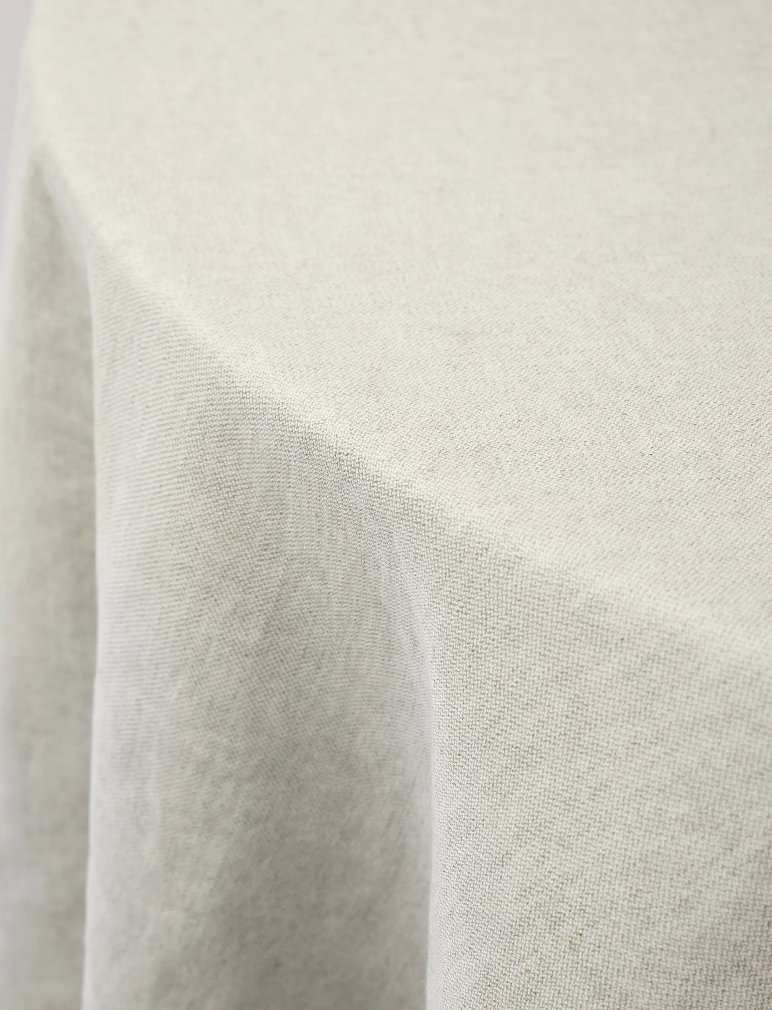 compliments - Arles Table Cloth - tablecloths & runners - linen - 4