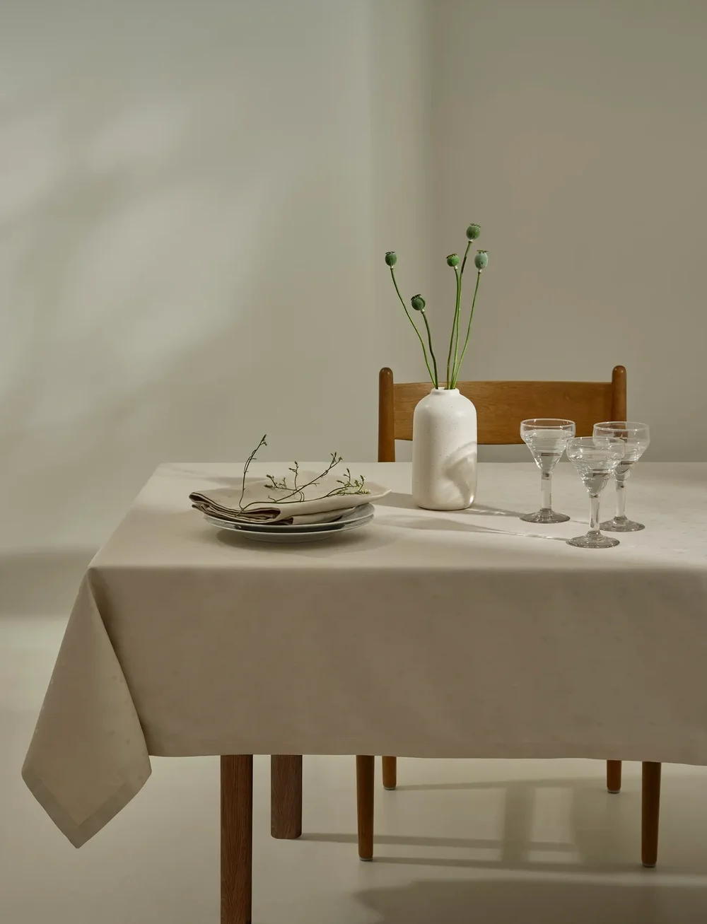 compliments - Confetti Damask Table Cloth - köp efter pris - moon - 1