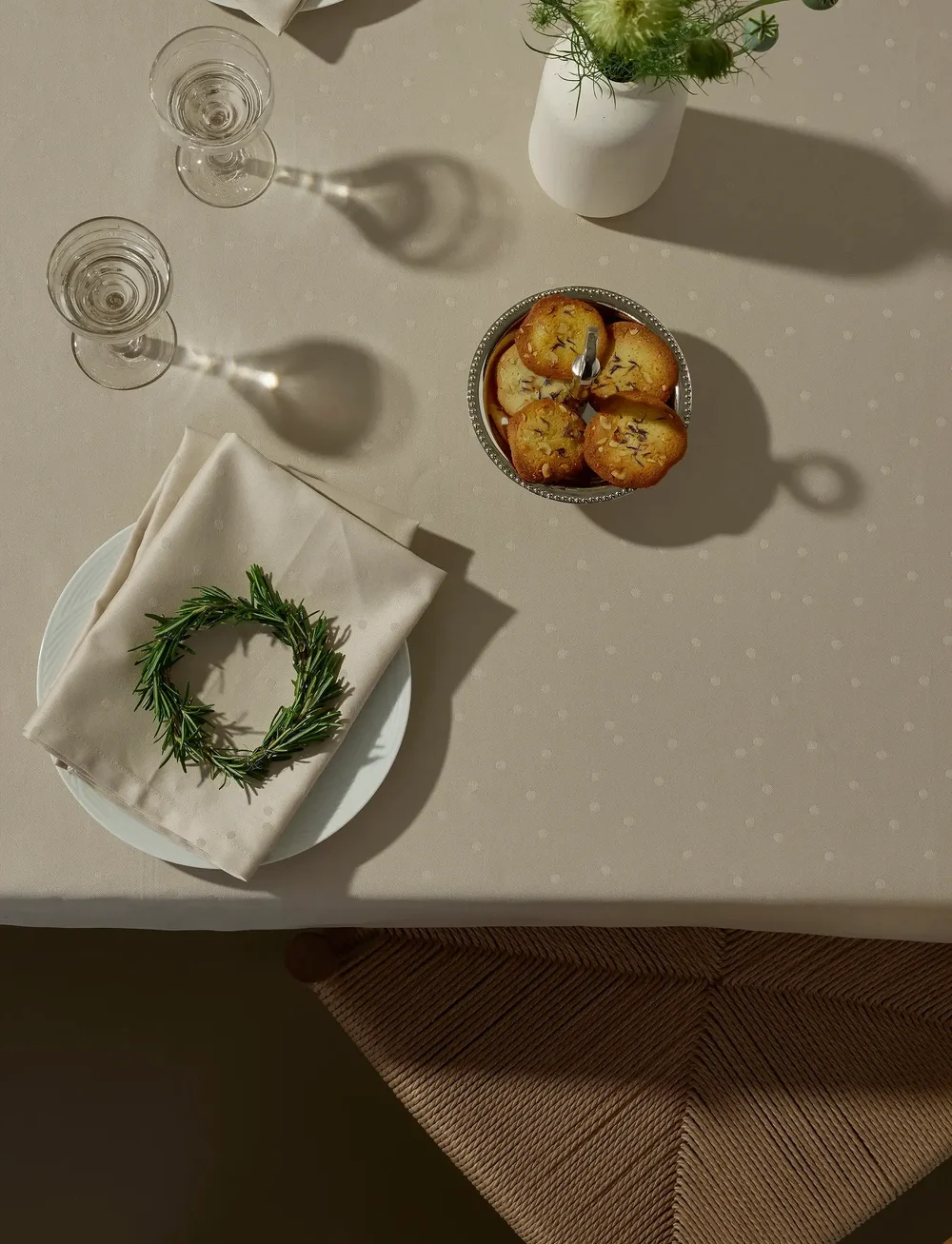 compliments - Confetti Damask Table Cloth - duge & bordløbere - moon - 3