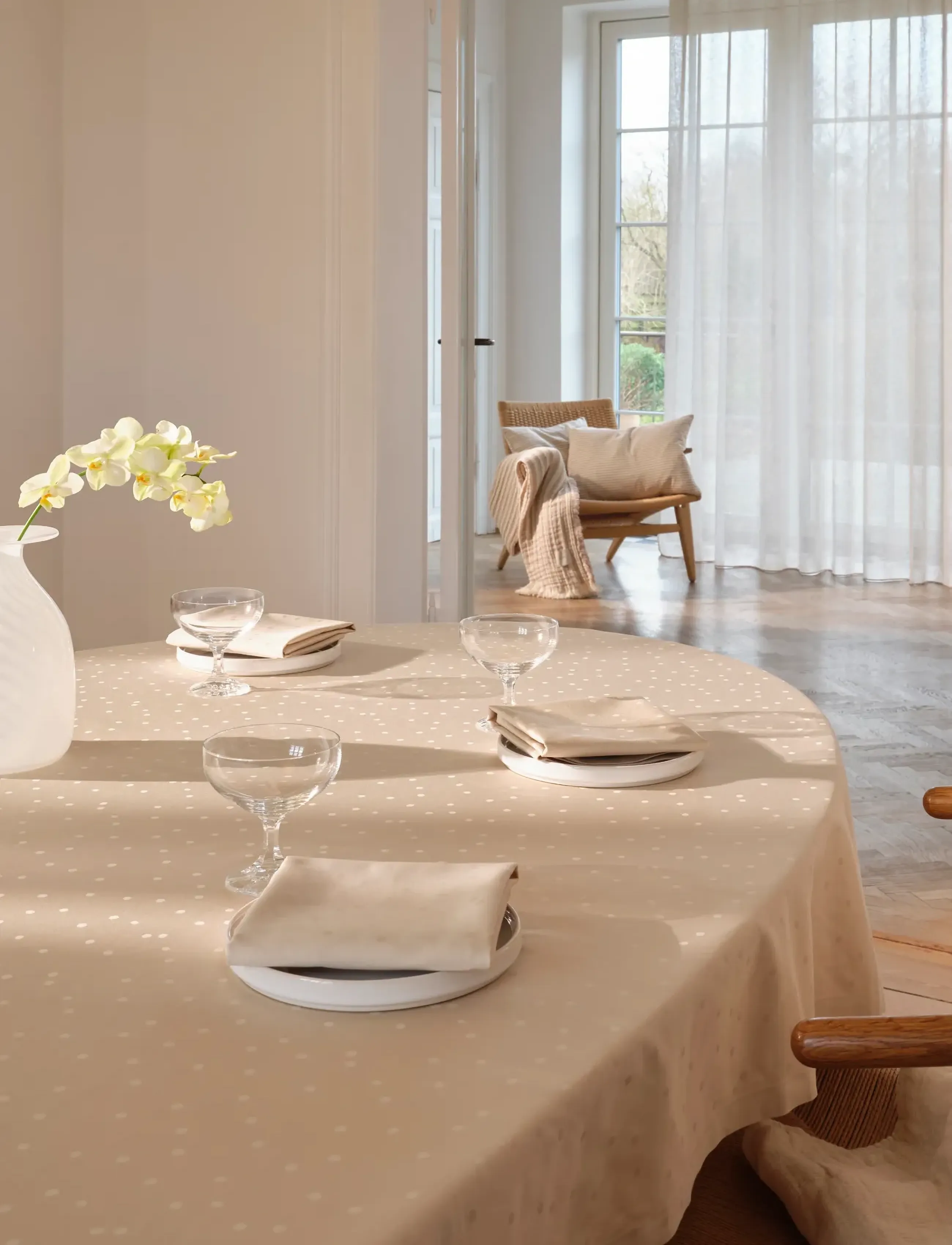 compliments - Confetti Damask Table Cloth - tischdecken & tischläufer - moon - 4