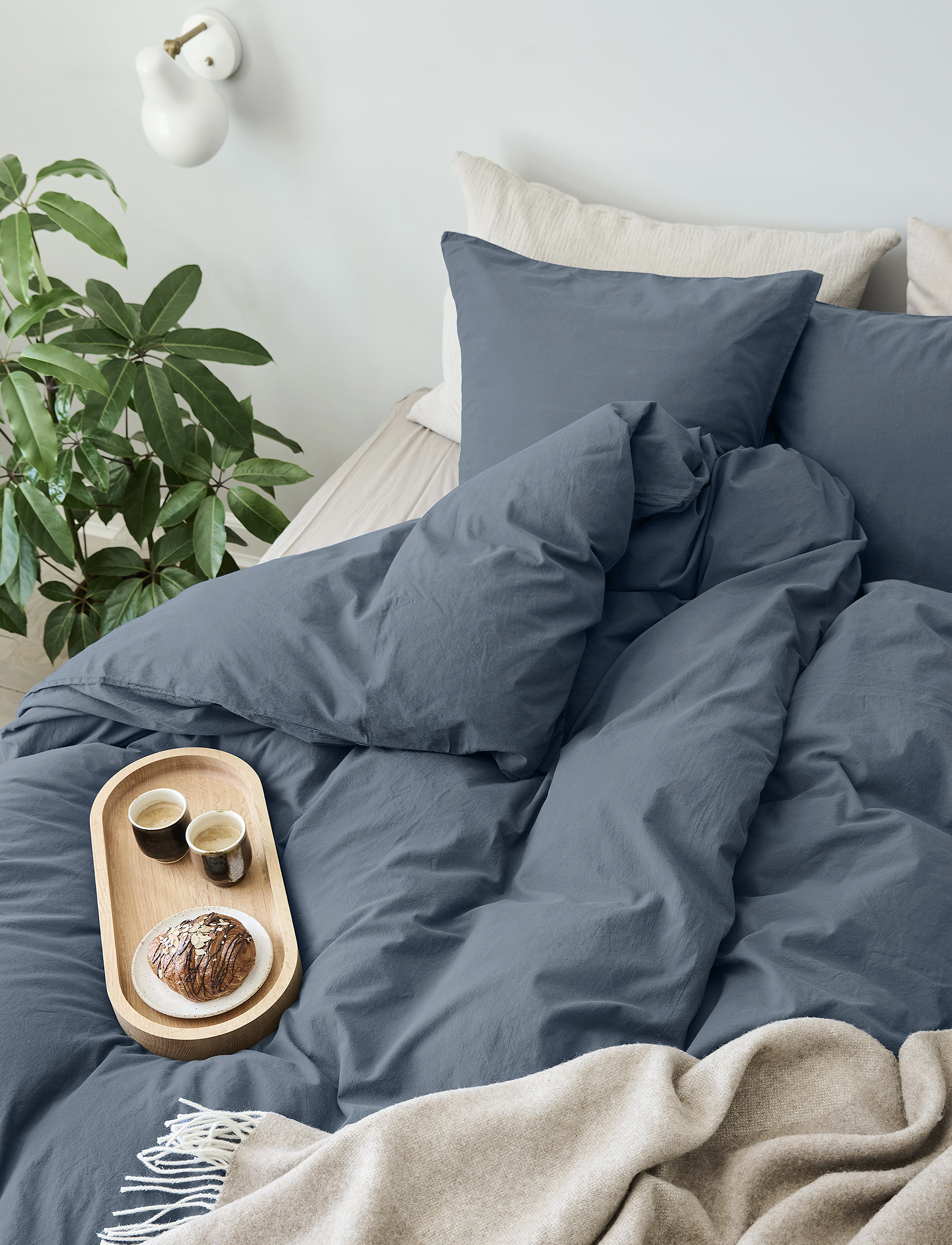 compliments - Stone Bed Linen 140x200/60x63  cm - sengesæt - dark blue - 2