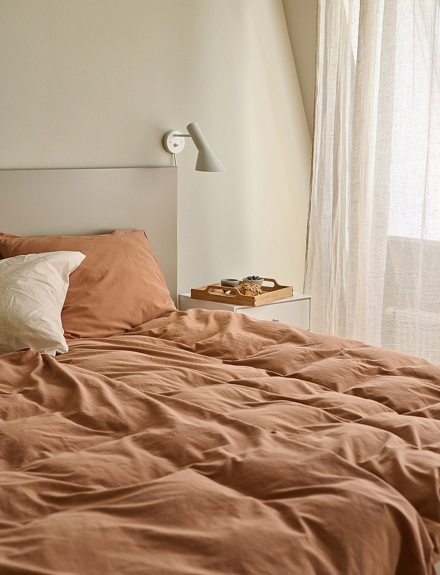 compliments - Stone Bed Linen 140x220/50x70 cm - voodiriiete komplektid - brown - 2