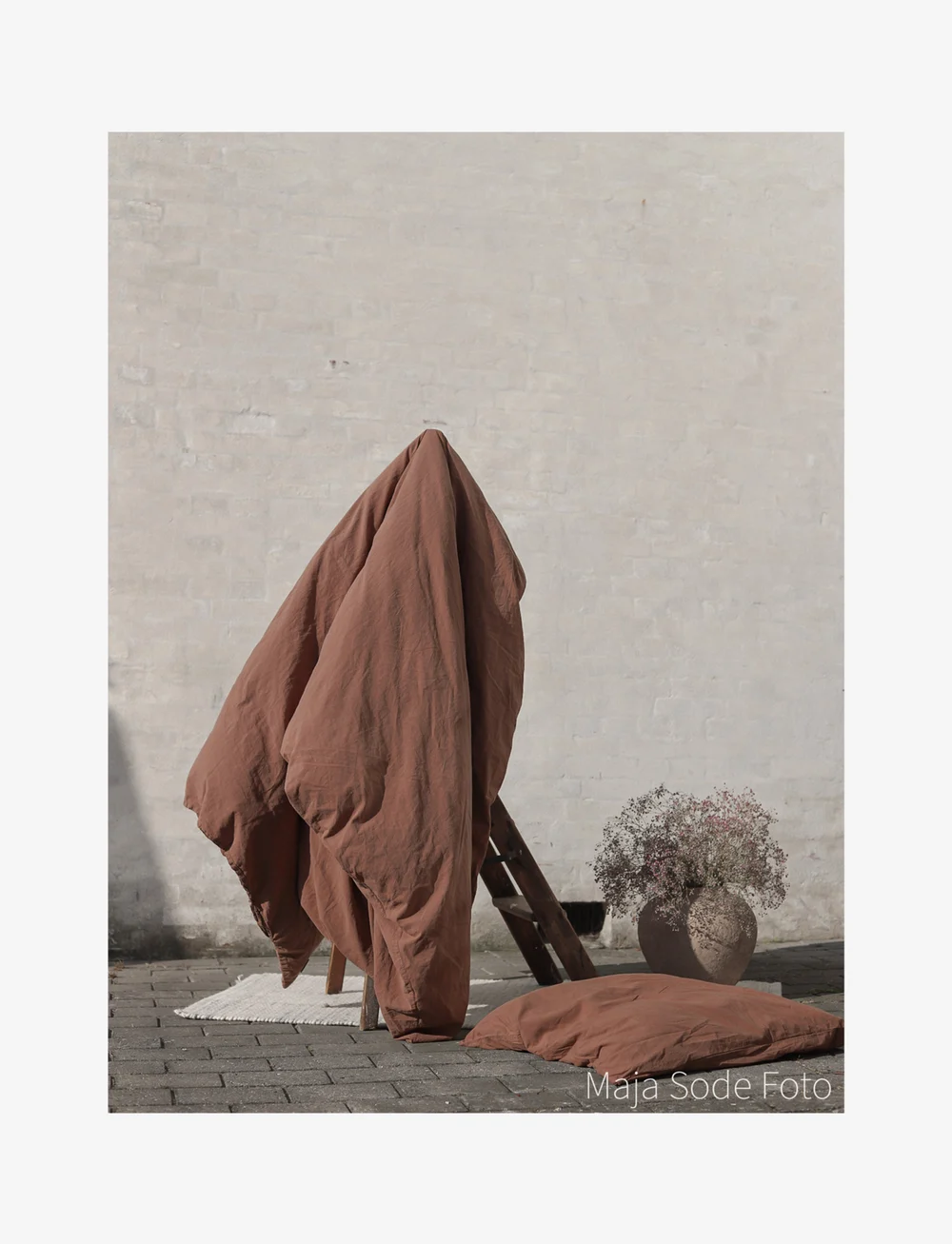 compliments - Stone Bed Linen 150x210/50x60 cm - påslakanset - brown - 2