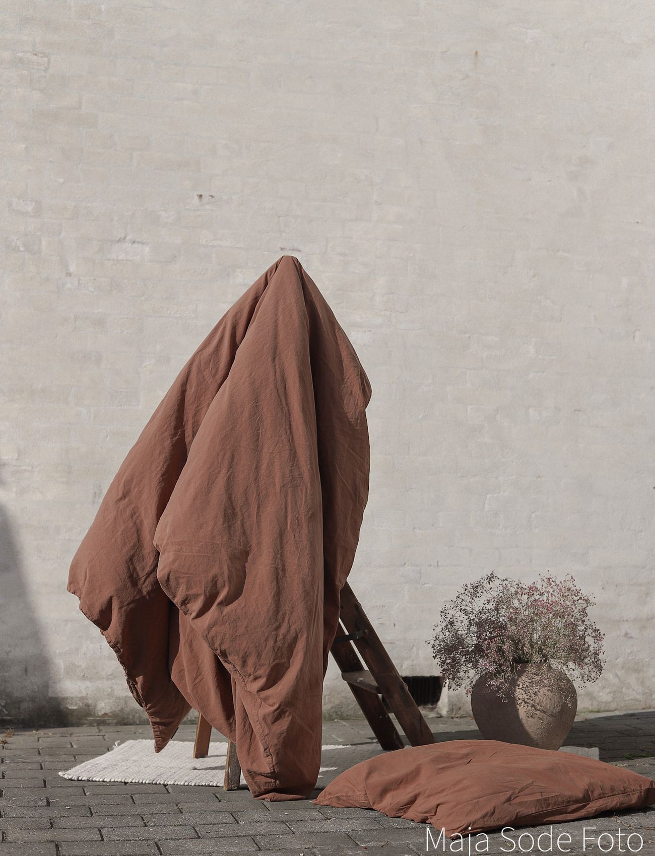 compliments - Stone Bed Linen 150x210/50x60 cm - bed sets - brown - 4