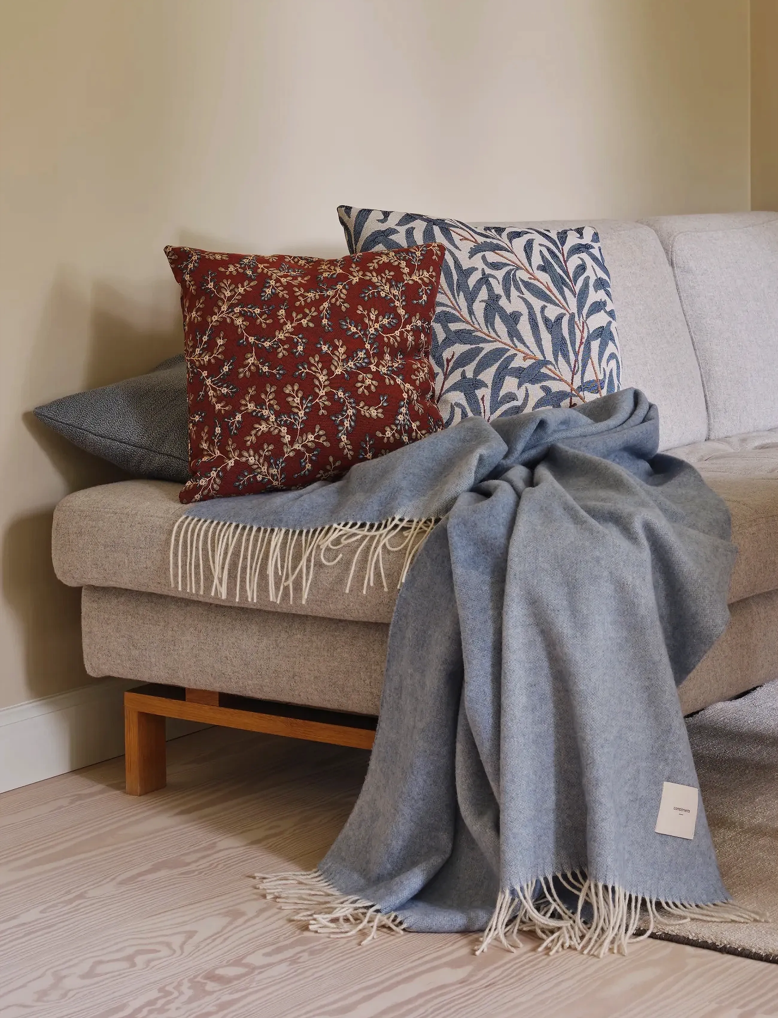 compliments Waves Throw, 140X200 cm, Cushions & Blankets, Blau - Blankets Throws, Homeware