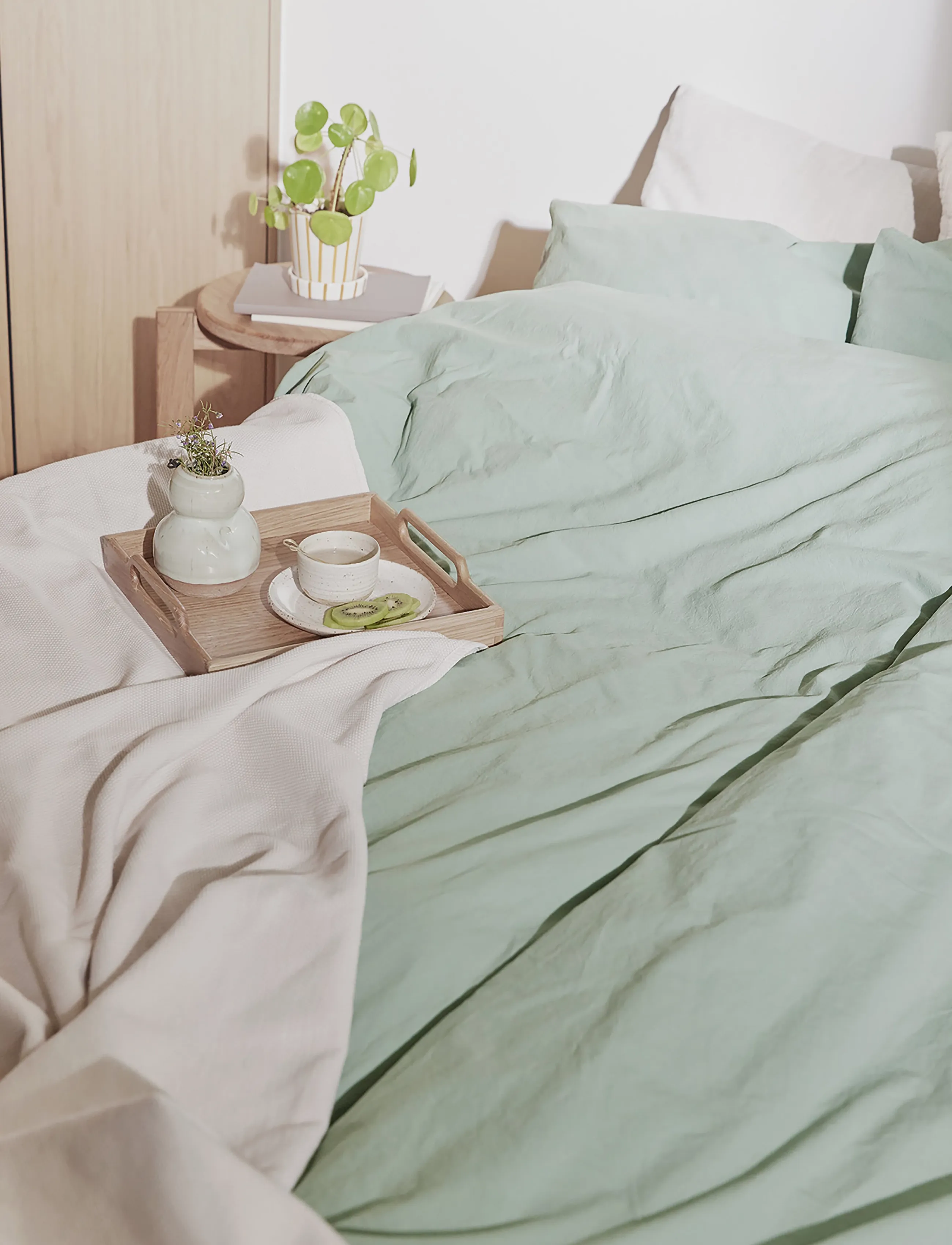 compliments - Luna Bed Cover - moon - 2