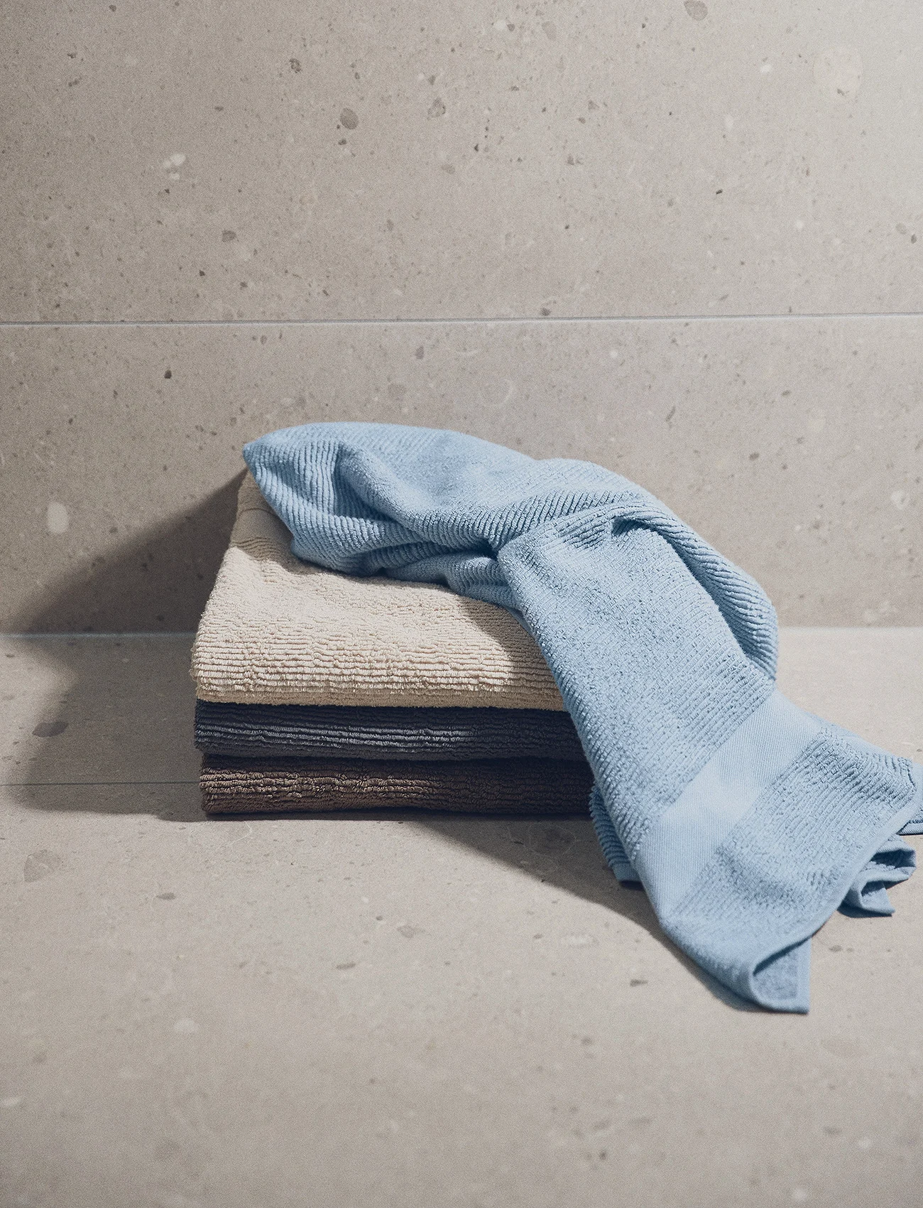 compliments - Slow Towel 50x100 cm - lowest prices - sea blue - 1
