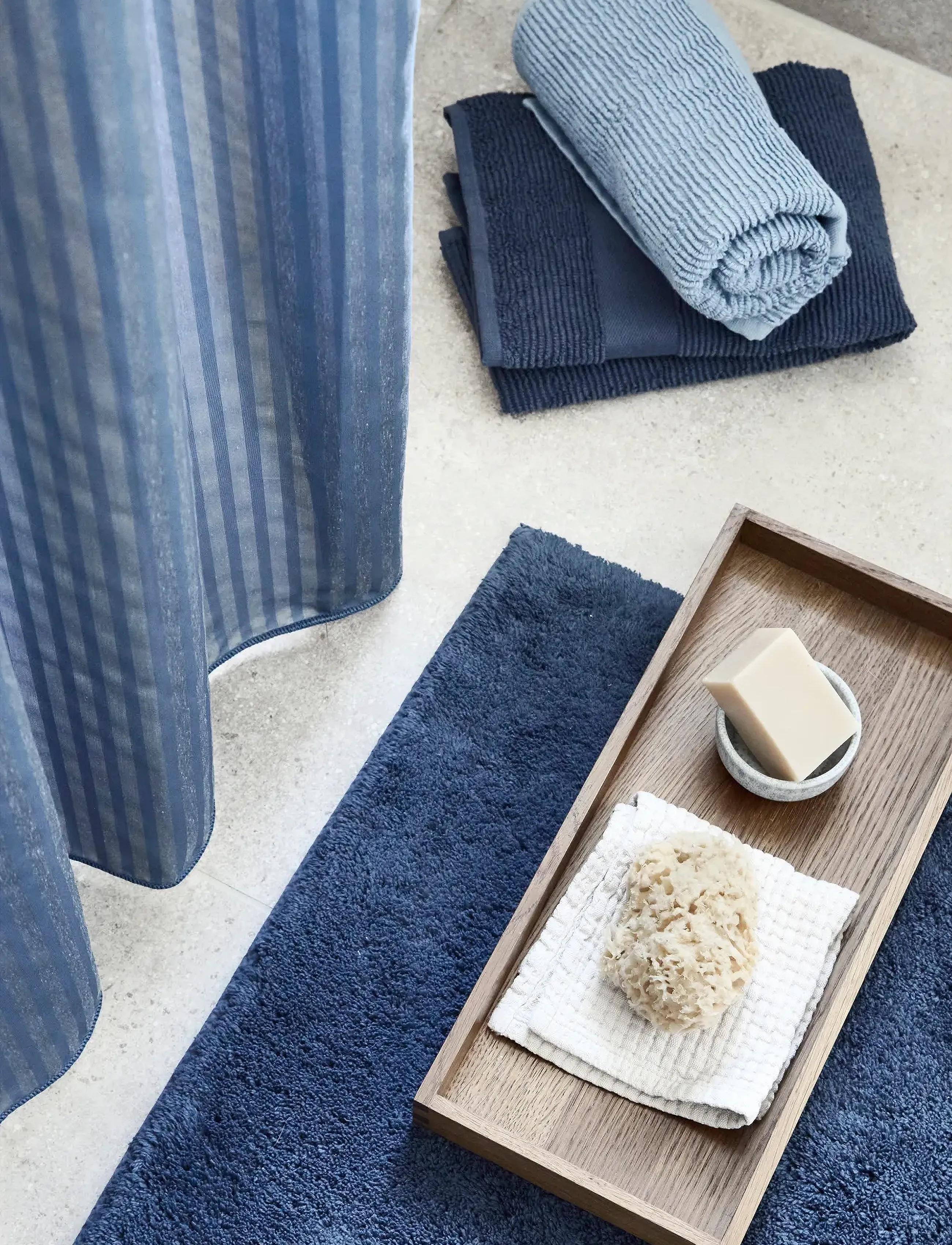compliments Even Bath Mat, 60X100 cm, Rugs & Carpets, Marineblau - Rugs, Homeware