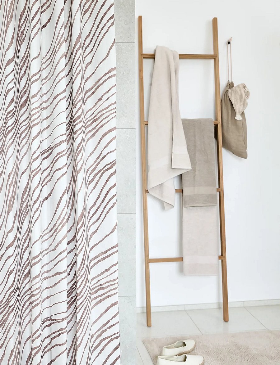 compliments - Even Bath Mat - vannivaibad - moon - 1