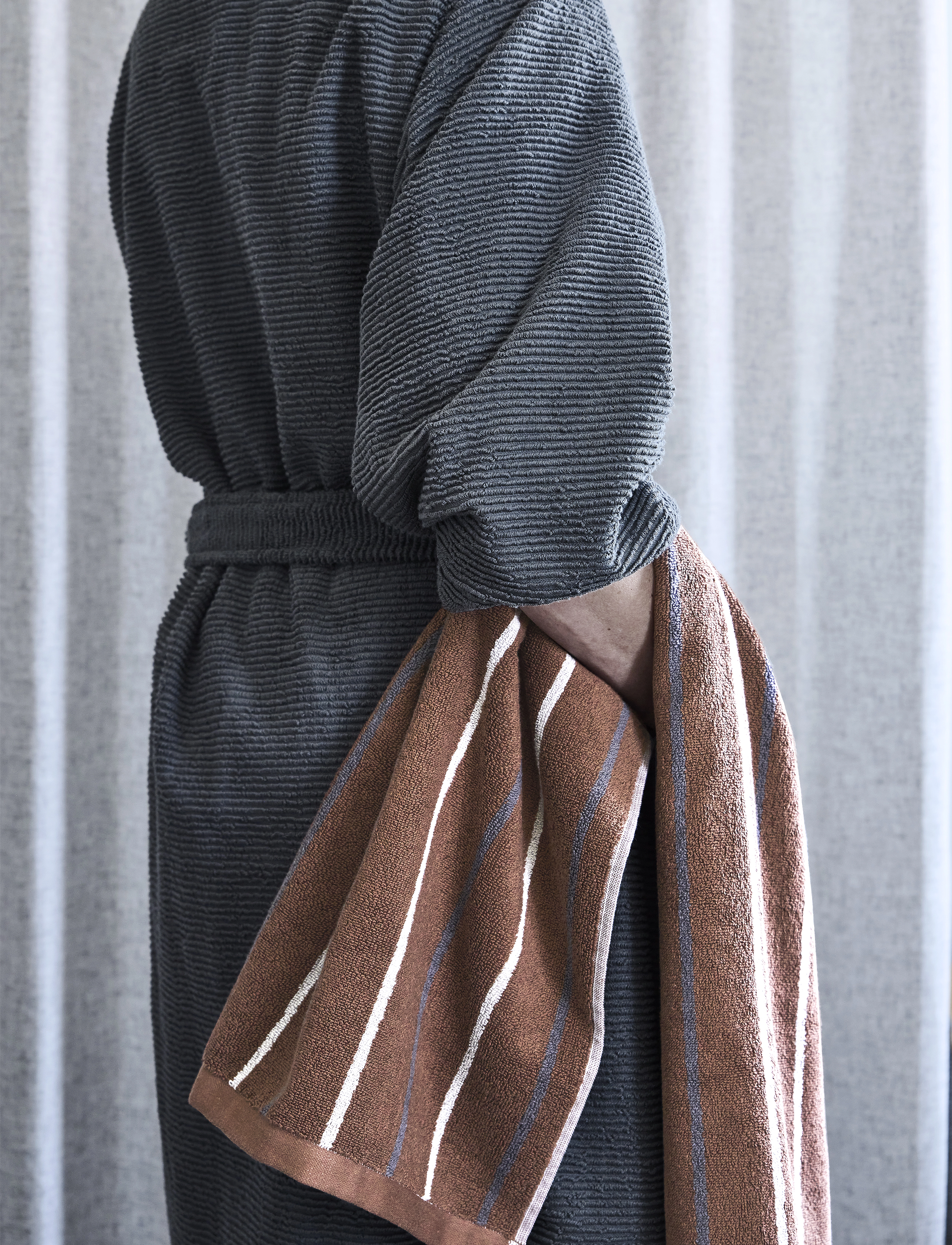 compliments - Slow Bath Robe - birthday gifts - grey - 5