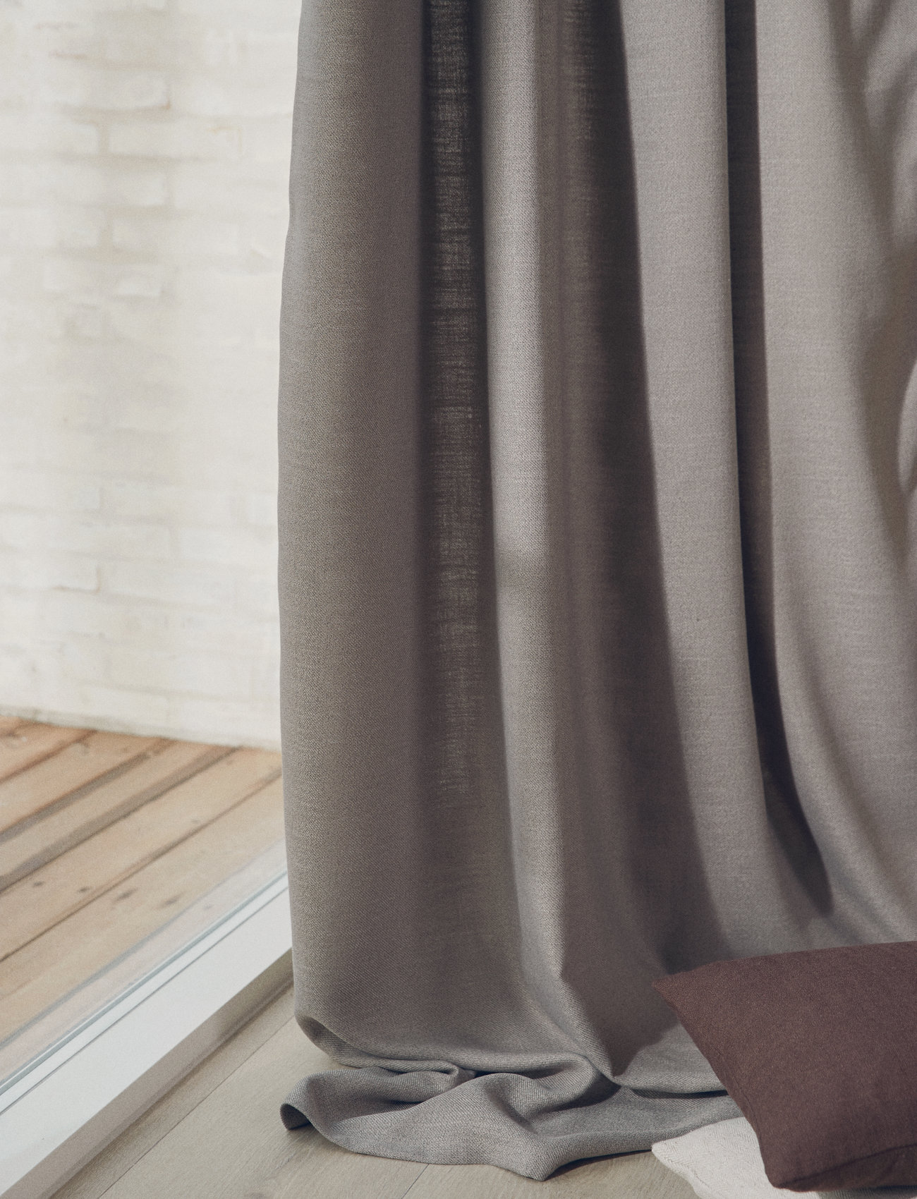 compliments - Ivalo Curtain 140x230 cm w/loops - nach preis einkaufen - taupe - 1