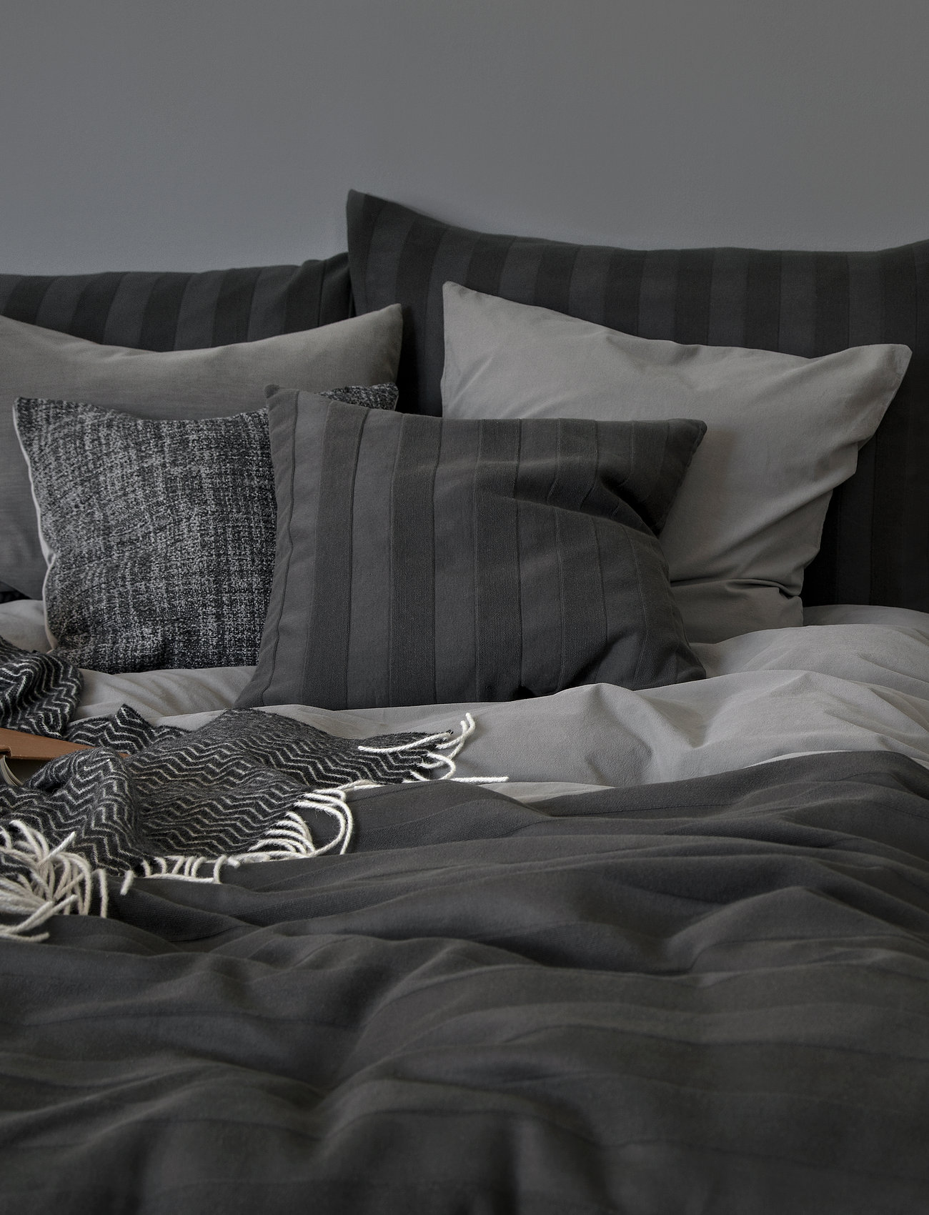 compliments - Alfred 50x50 cm 2-pack - geschenke unter chf 100 - anthracite - 1