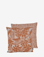 compliments - Leaf 45x45 cm 2-pack - dekoratīvas spilvendrānas - orange - 0