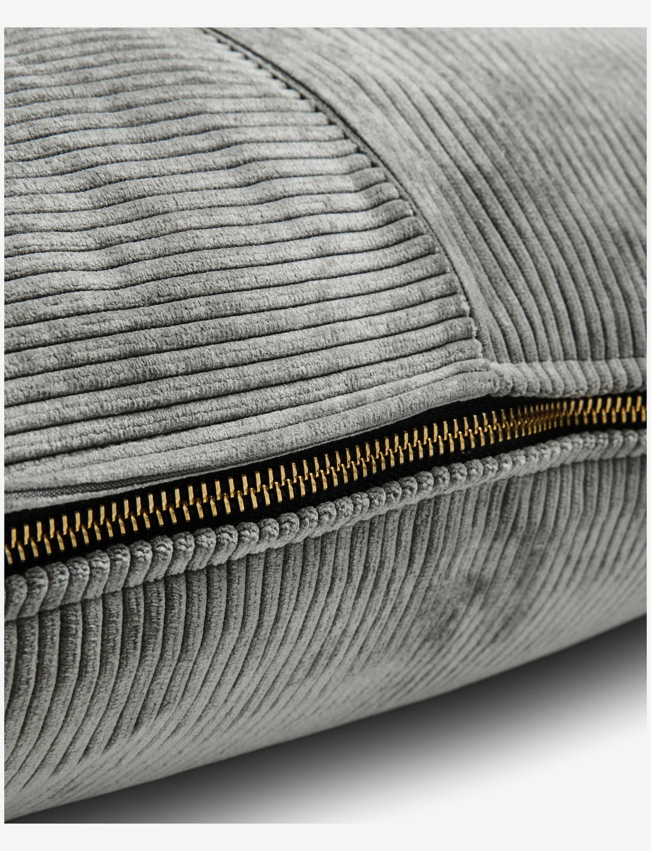 compliments - Wille 45x60 cm - pyntepuder - light grey - 2