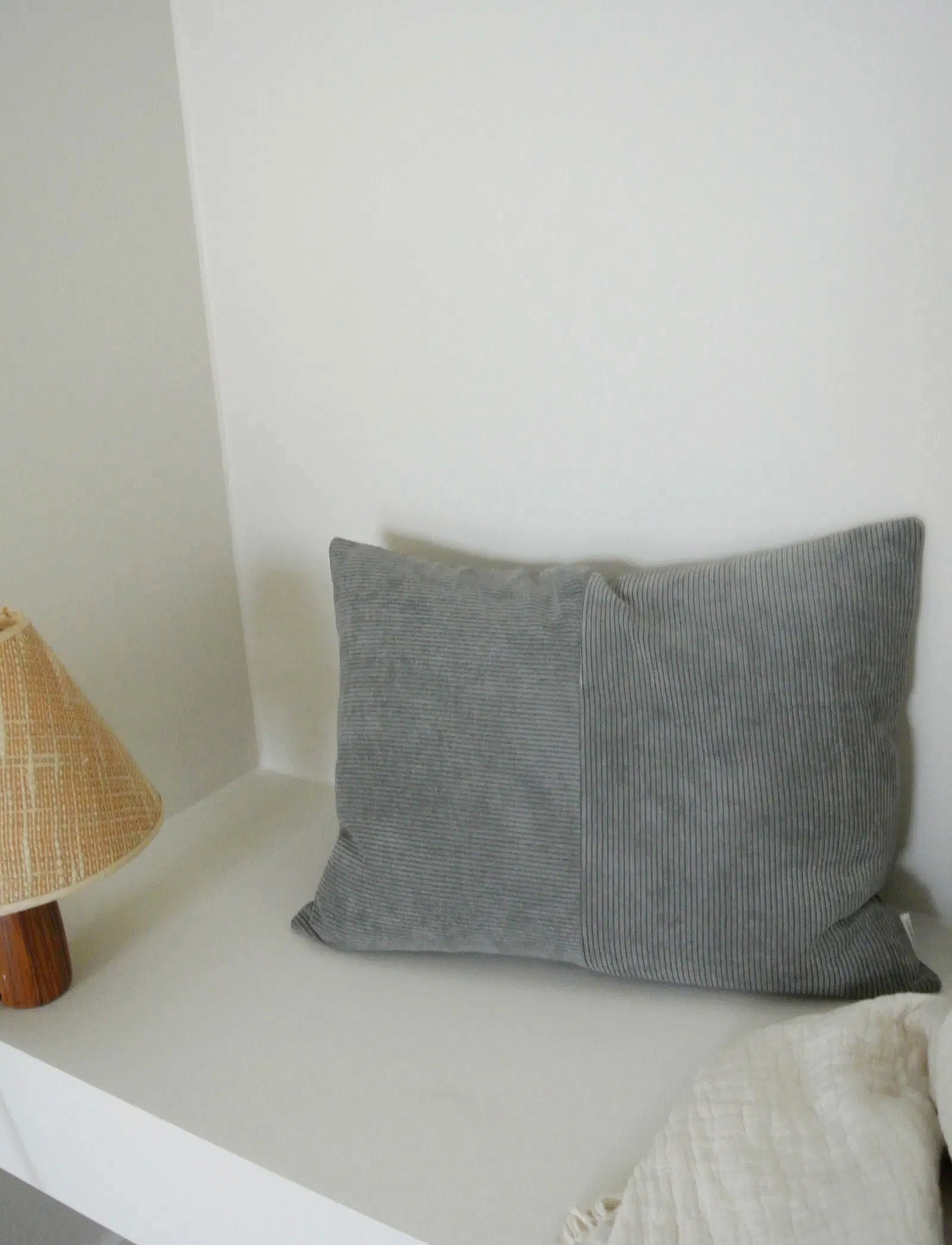 compliments Wille 45X60 cm, 45X60 cm, Grey, Puder & Tæpper > Puder, Unisex