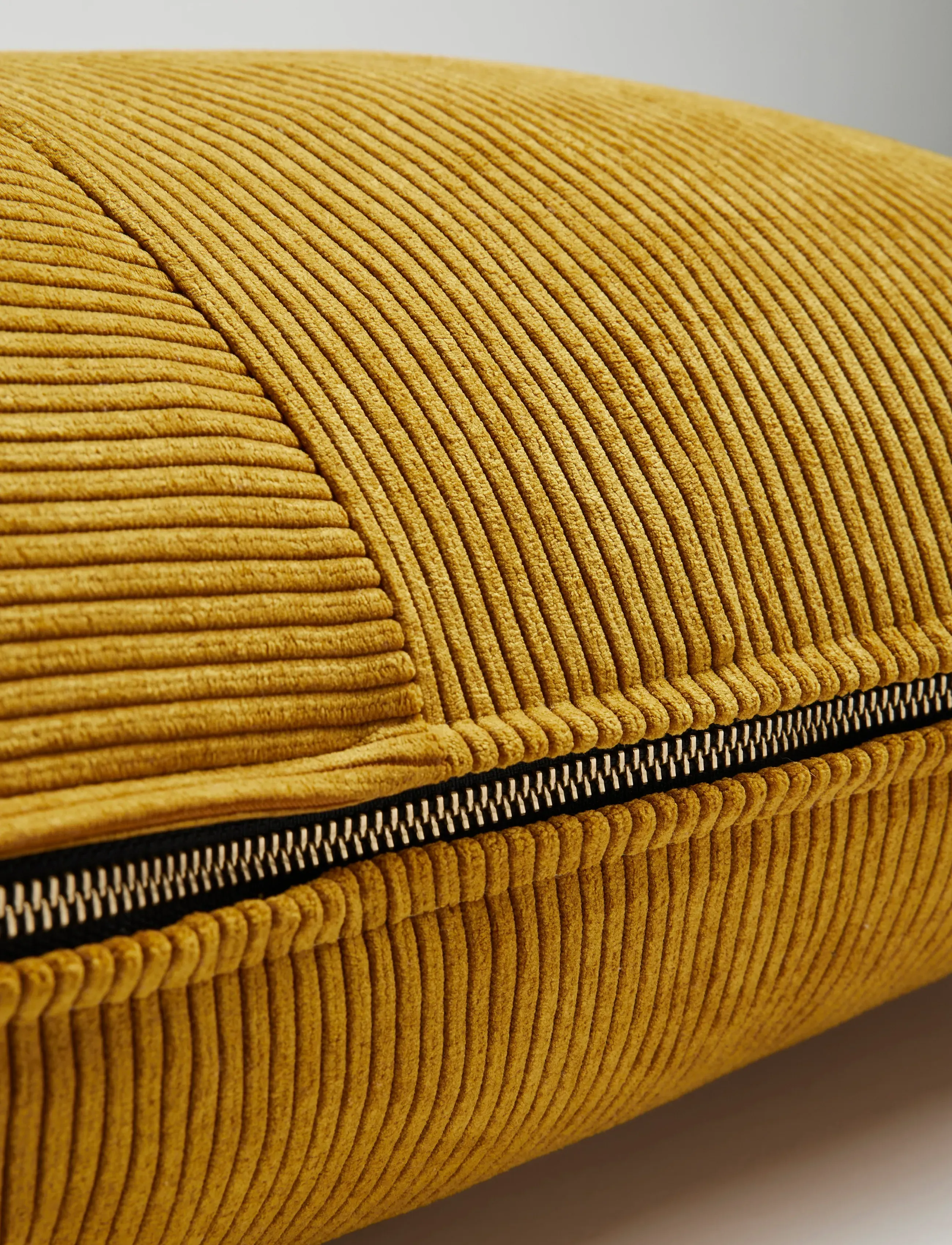 compliments - Wille 60x80 cm - faded yellow - 2