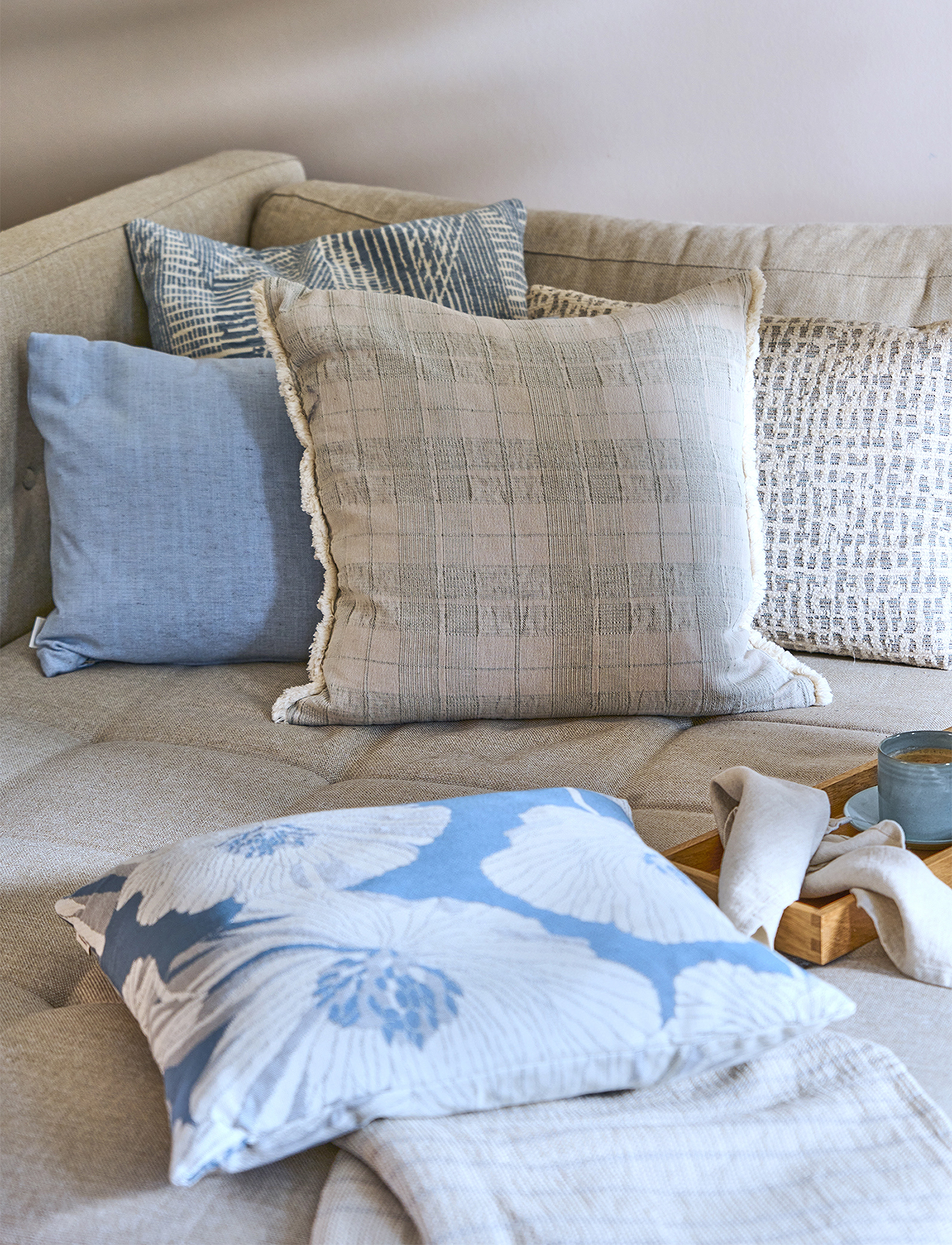 compliments - Dolce Cushion - blue - 2