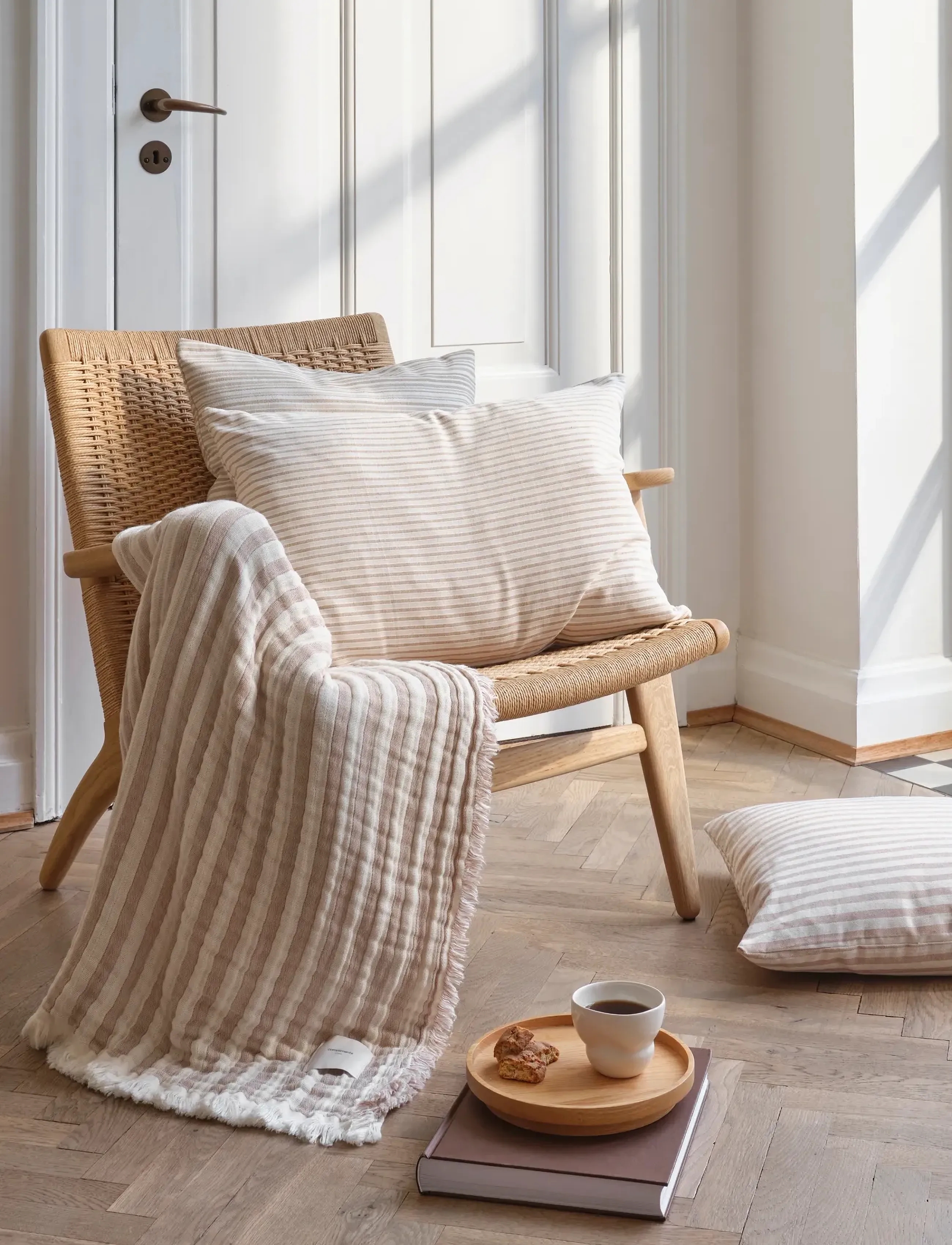 compliments Ines Cushion, 45X60 cm, Cushions & Blankets, Beige - Cushions, Homeware