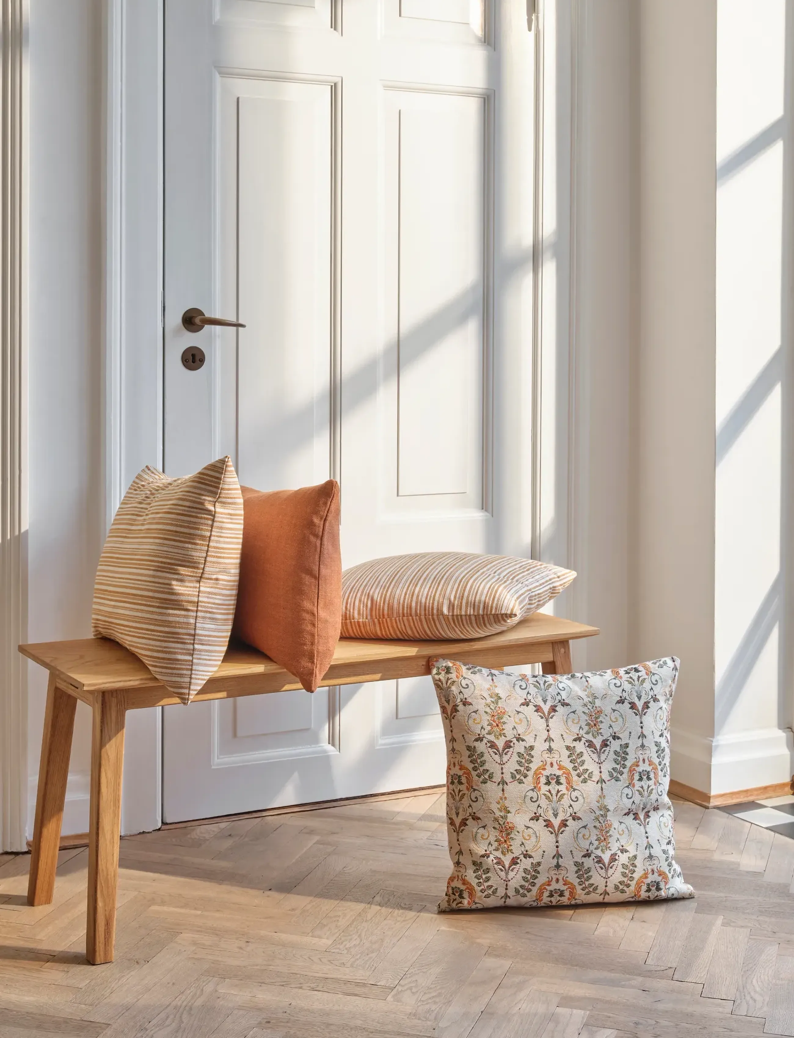 compliments Elora Cushion, 50X50 cm, Cushions & Blankets, Beige - Cushions, Homeware