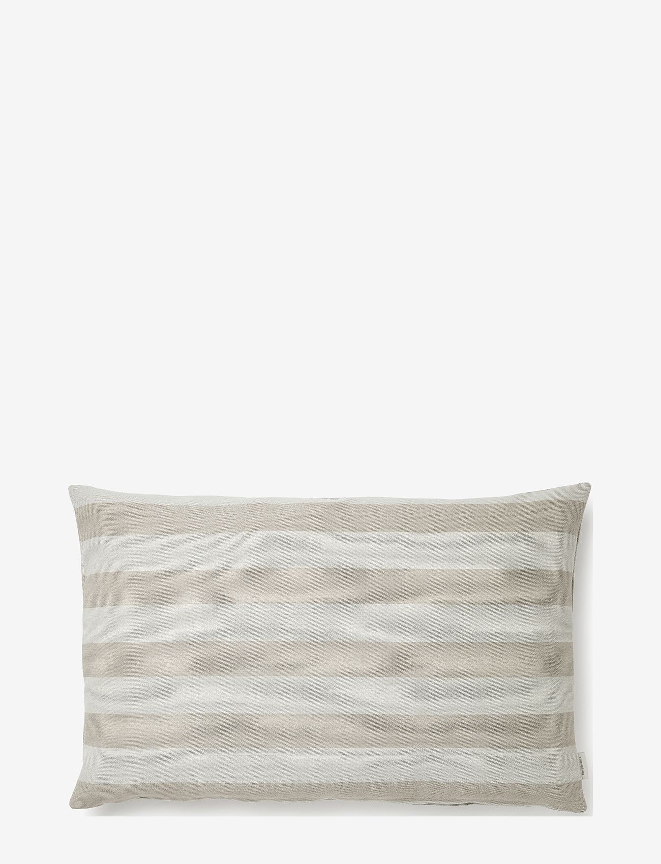 compliments - Outdoor Stripe Cushion - julklappar under 1000kr - beige - 0