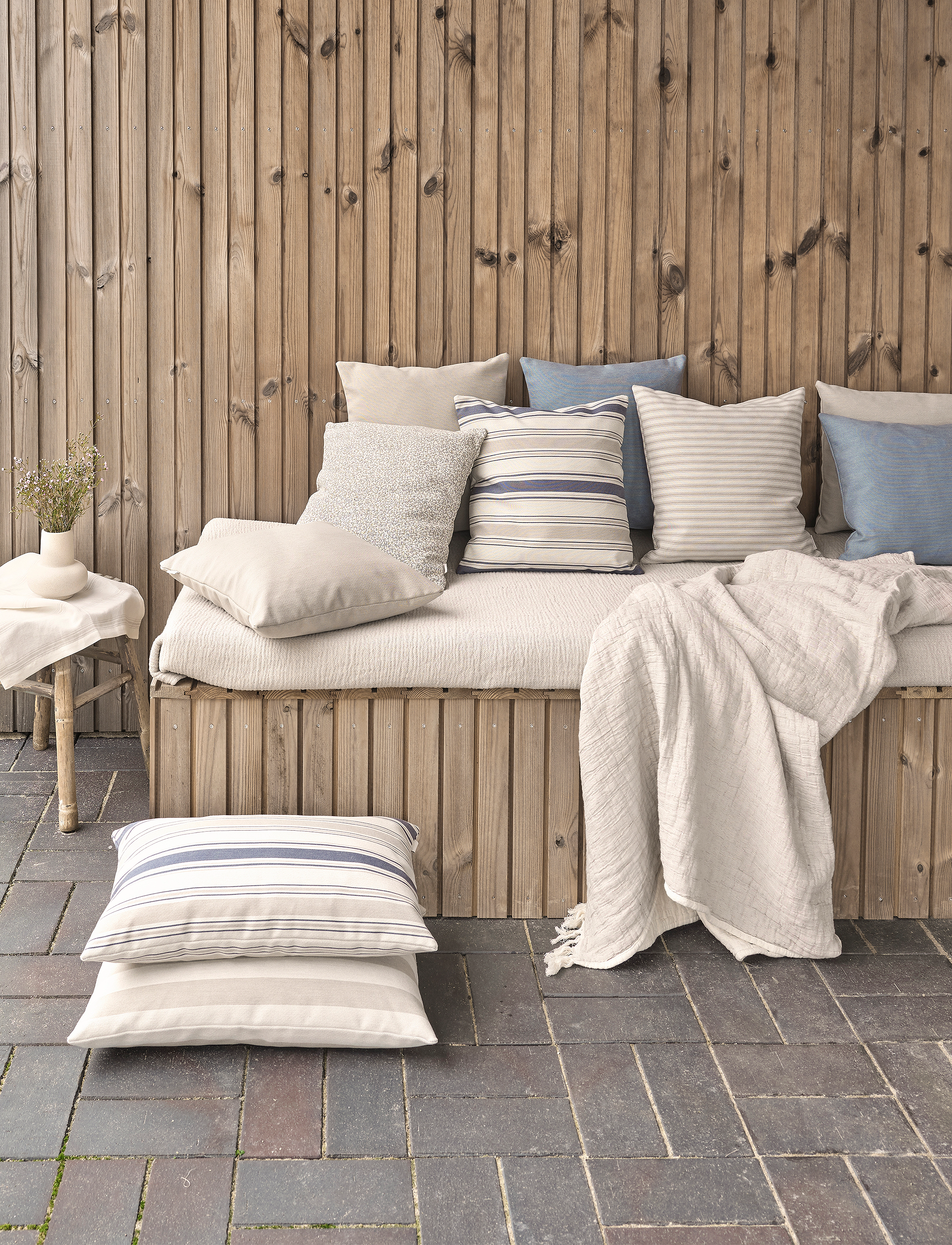 compliments - Outdoor Fine Stripe Cushion - puter - beige - 3