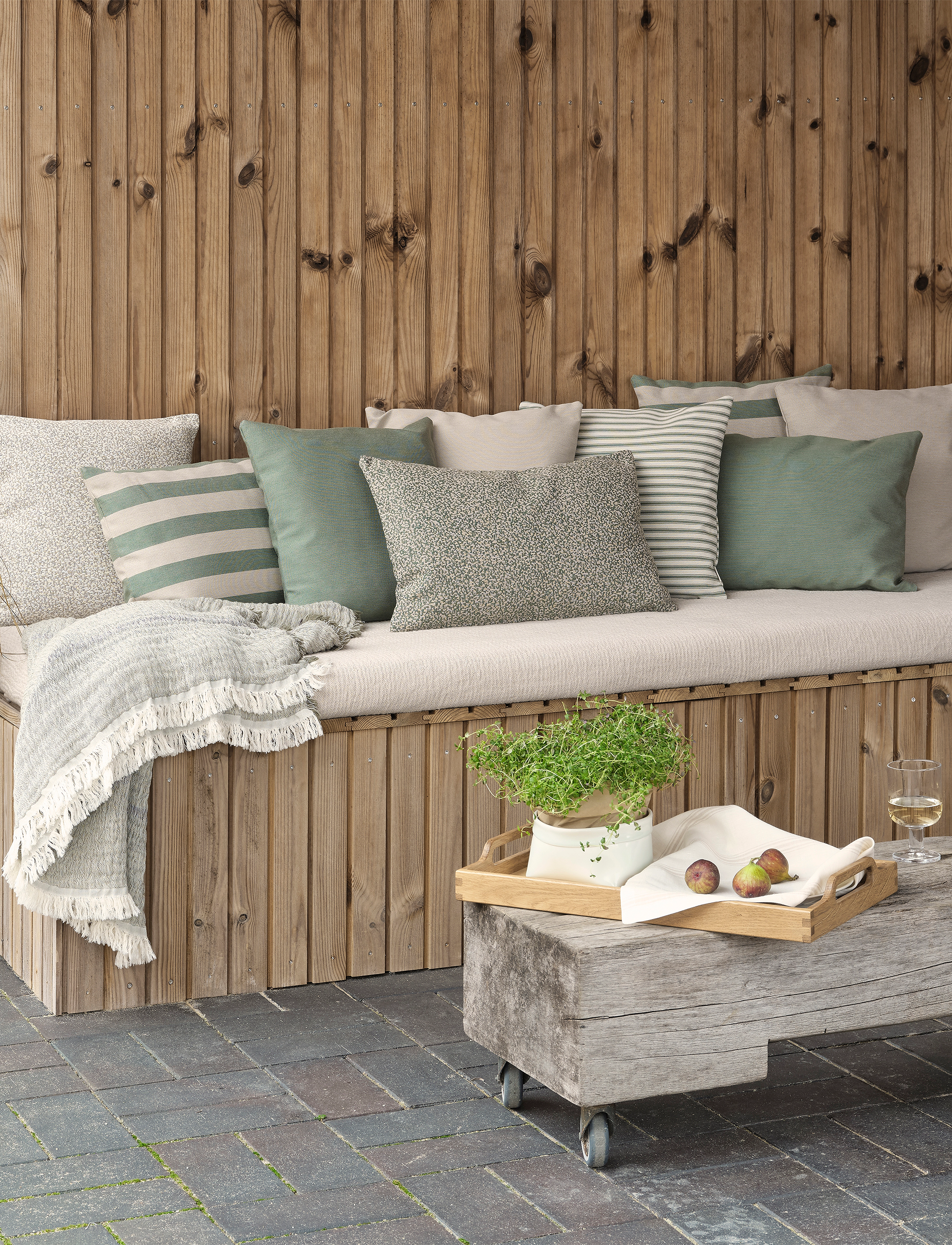 compliments - Outdoor Fine Stripe Cushion - puder - green - 3