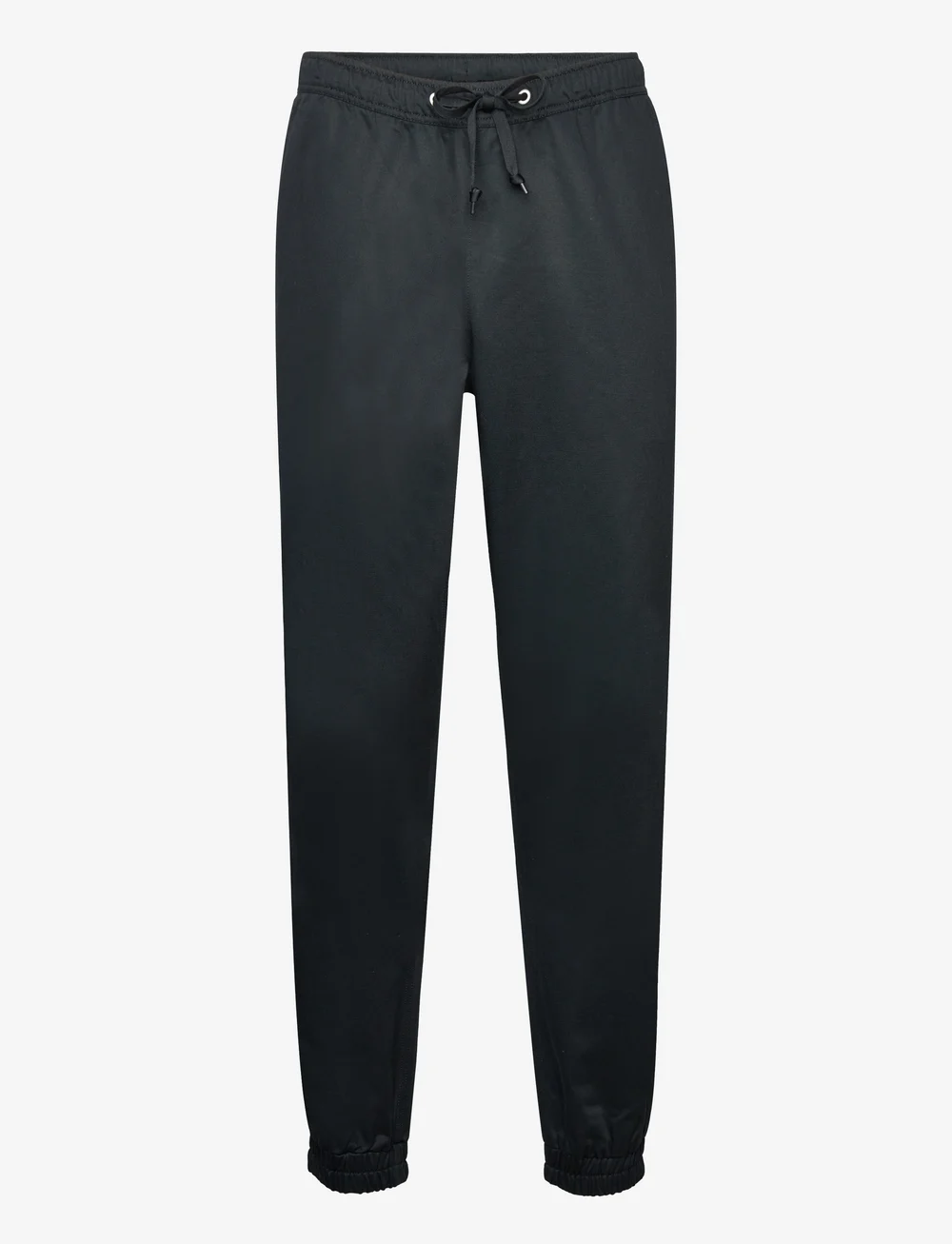 Converse 2025 and joggers