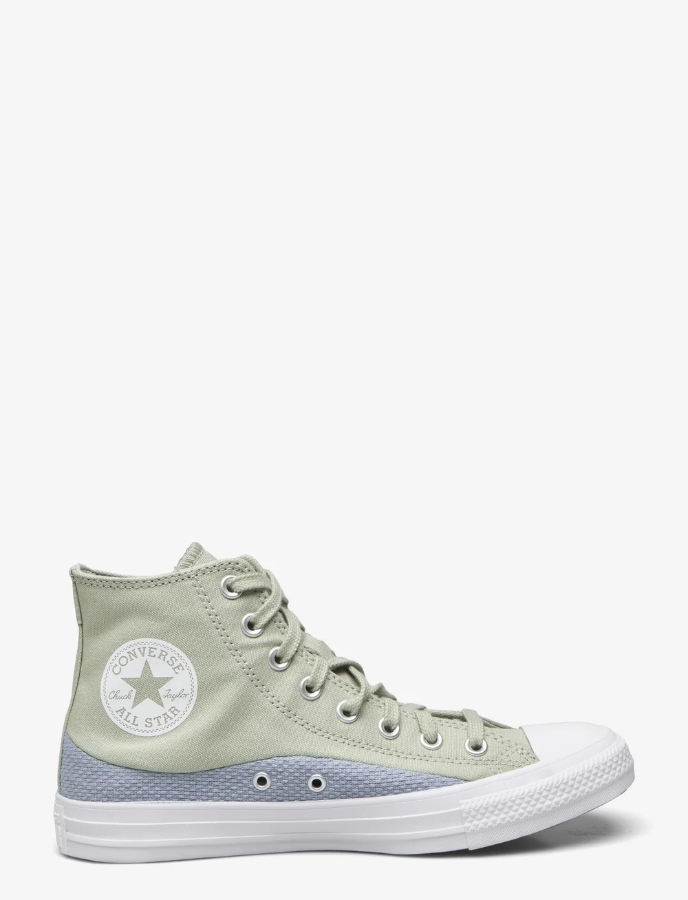 Company that manufactures chuck taylor sneakers hotsell