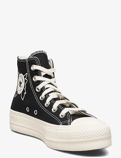 Svarta converse on sale