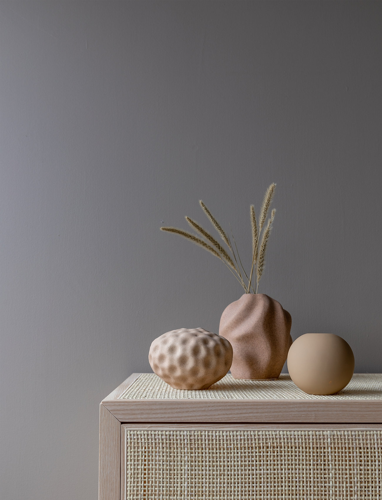 Cooee Design - Seedpod 10cm - mažos vazos - walnut - 1