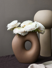 Cooee Design - Frodig Vase - big vases - hazelnut - 2