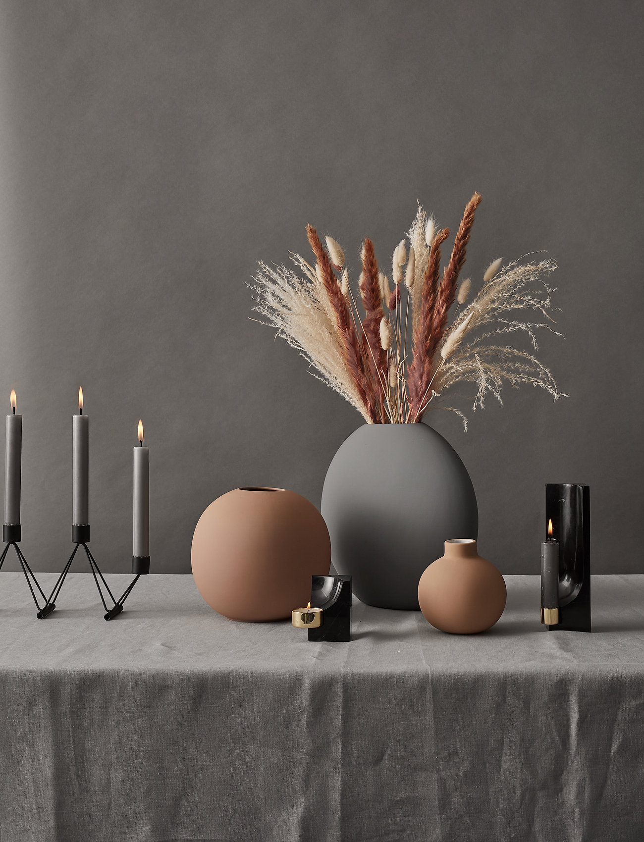 Cooee Design - Vinkel Brass - advento žvakidės - black - 1