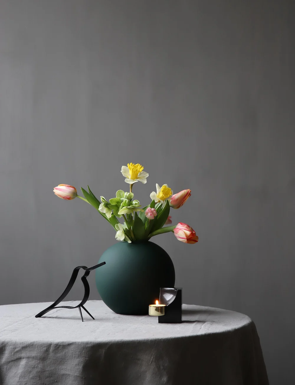 Cooee Design - Quarter Tealight Carrara - teelichthalter - nero marquina - 1