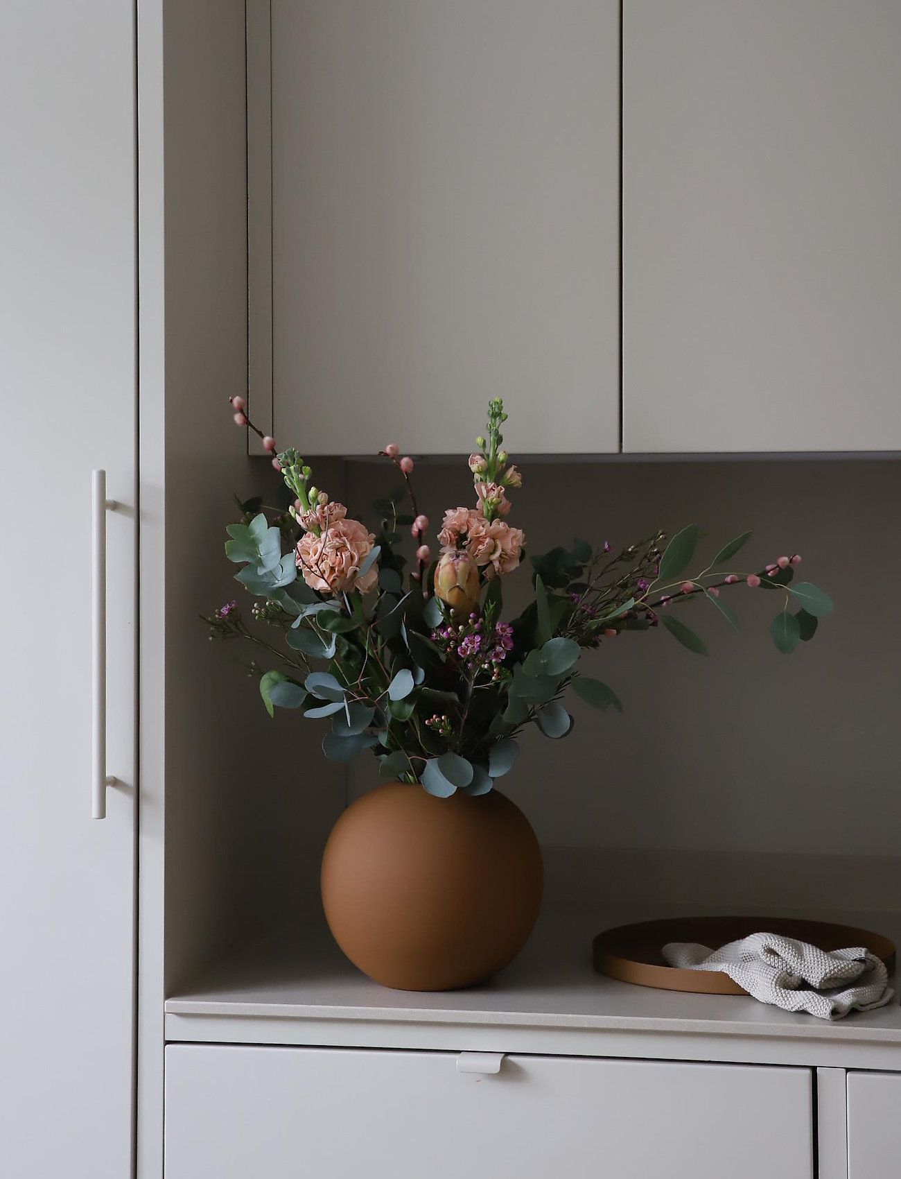 Cooee Design Ball Vase, H19 cm, Brown, Vaser > Små Vaser, Unisex