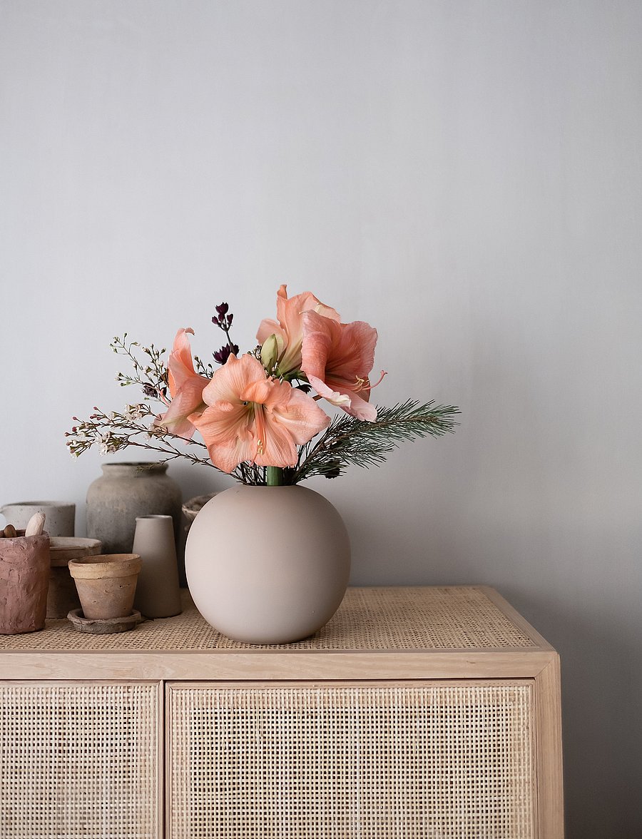 Cooee Design - Ball Vase - osta hinna alusel - sand - 0