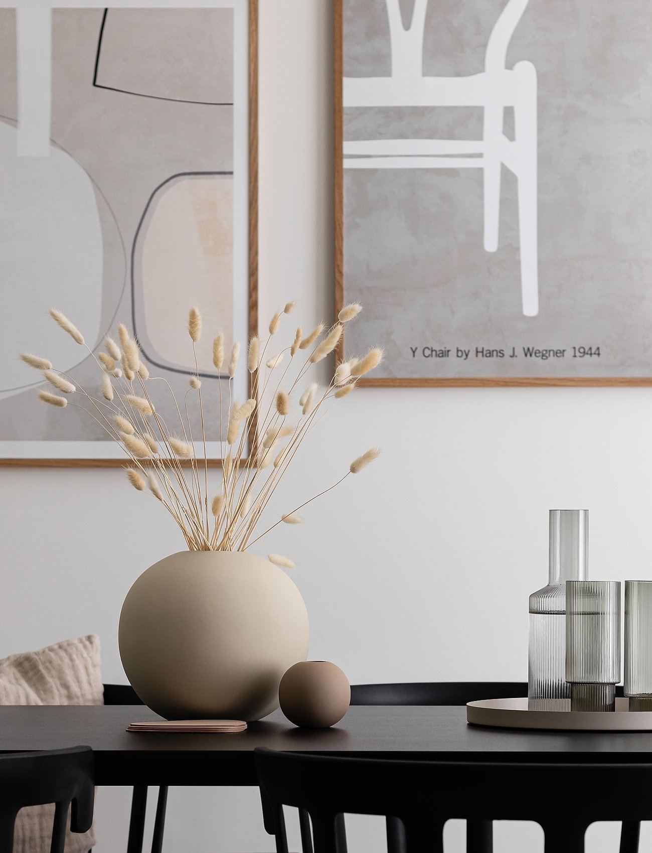 Cooee Design Ball Vase, H19 cm, Vases, Creme - Small Homeware