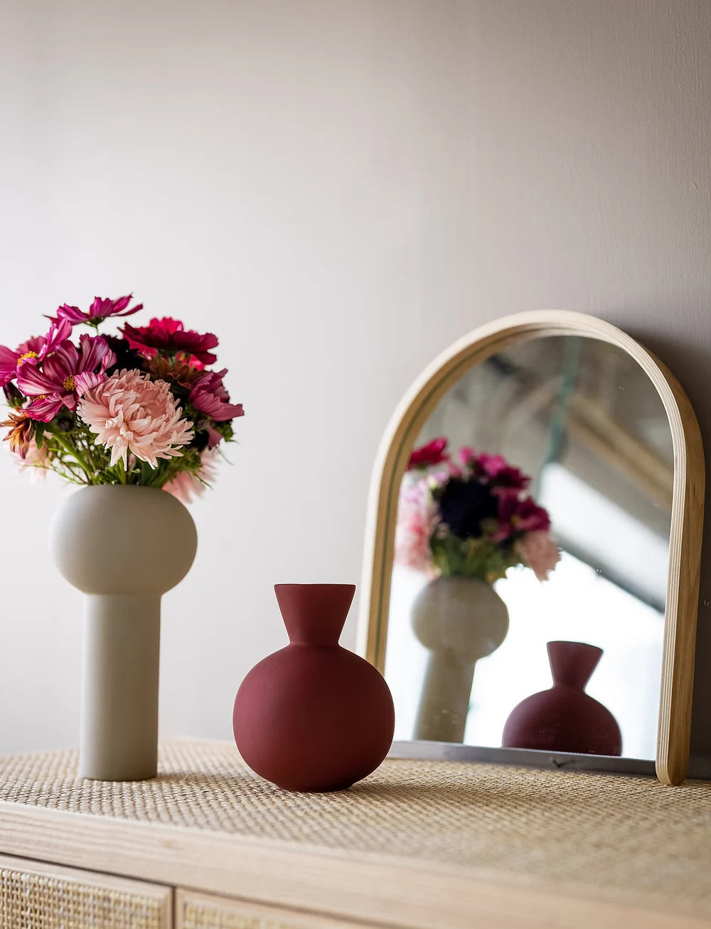 Cooee Design - Pillar Vase 24cm - vasen - sand - 1