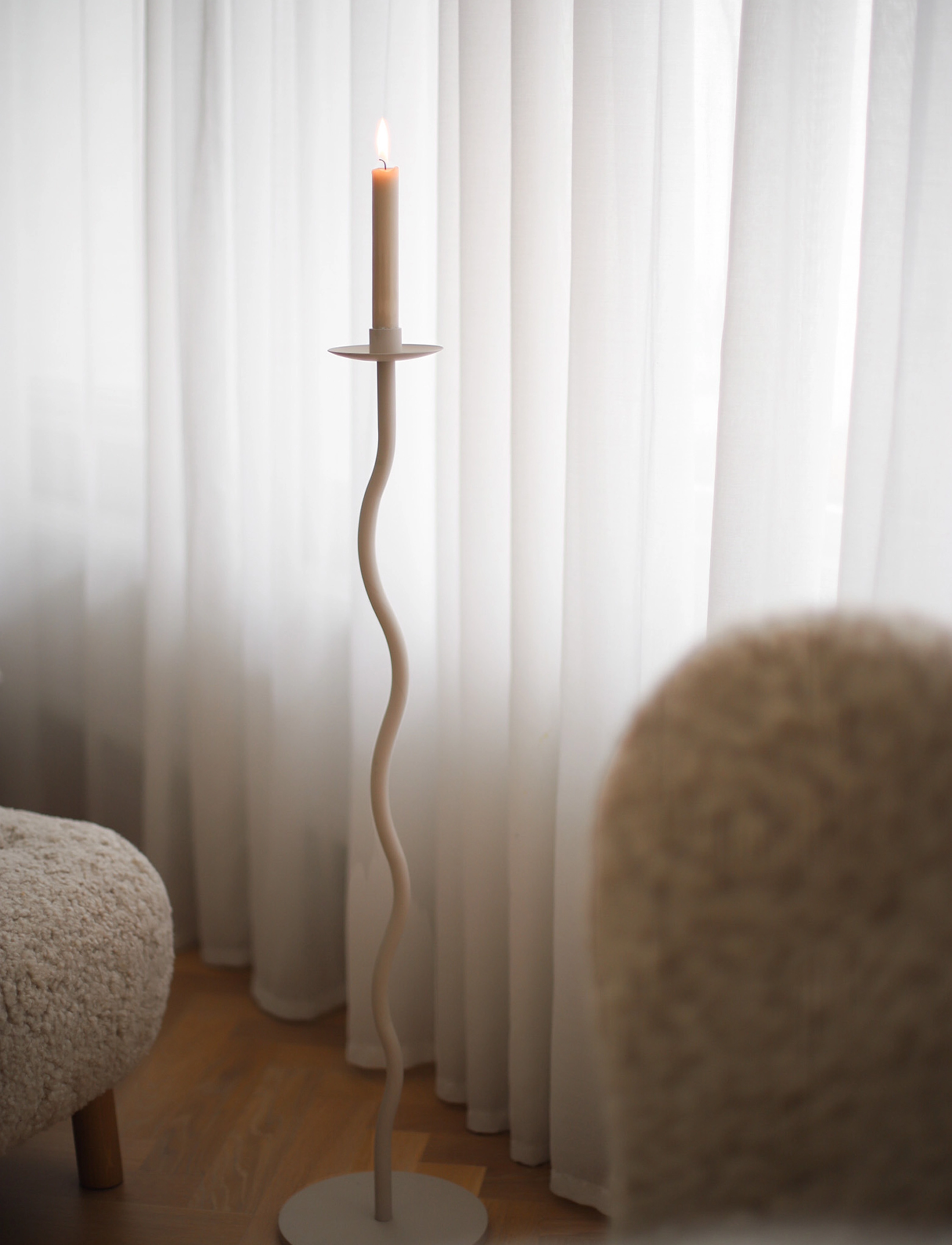Cooee Design Curved Candleholder 85Cm, H:85 cm, Candlesticks & Lanterns, Beige - Candlesticks, Homeware