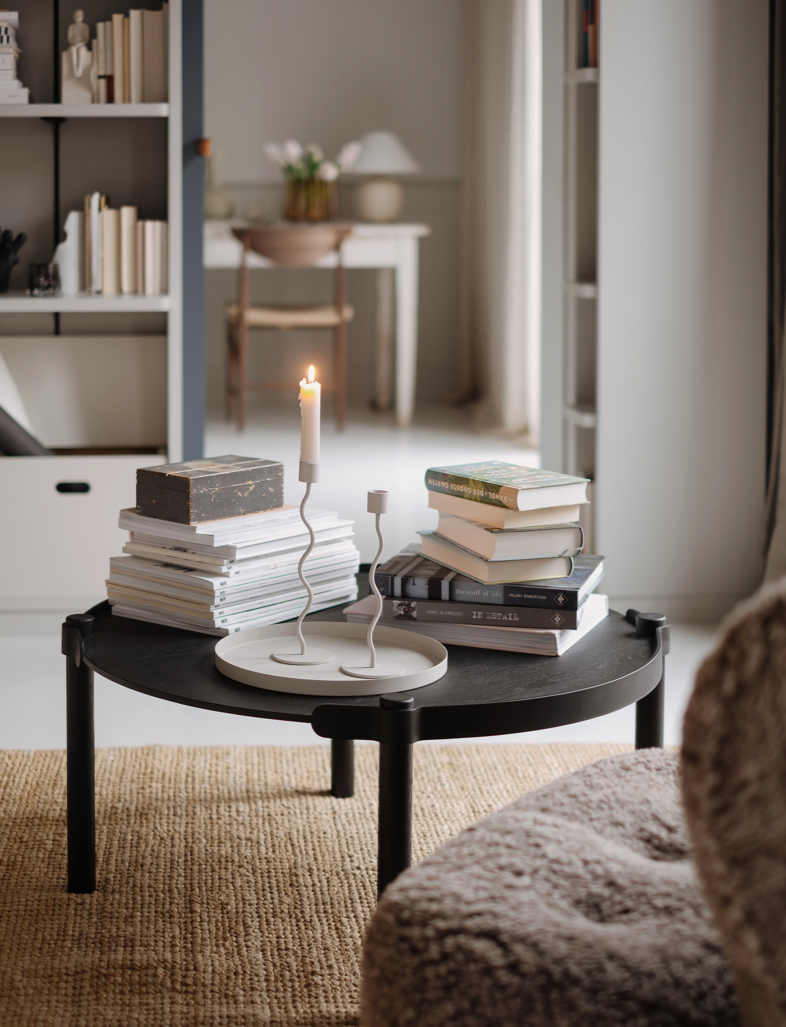 Cooee Design - Curved Candleholder - lysestager - sand - 2