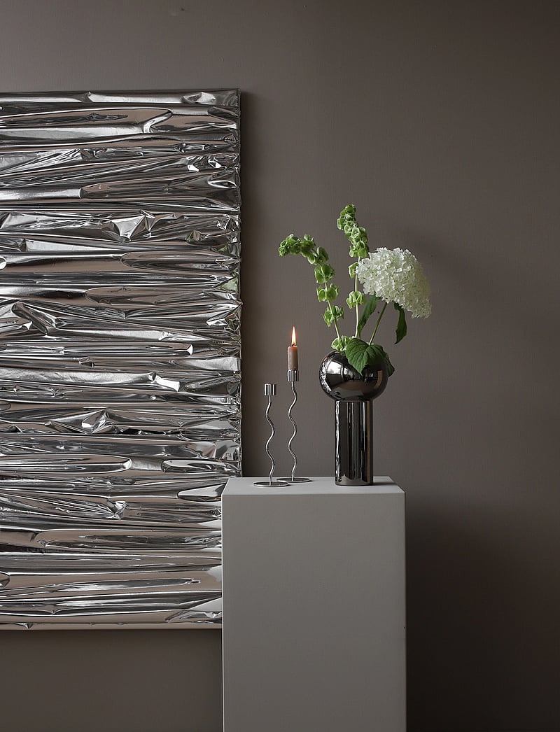 Cooee Design - Curved Candleholder - küünlajalad - stainless steel - 1